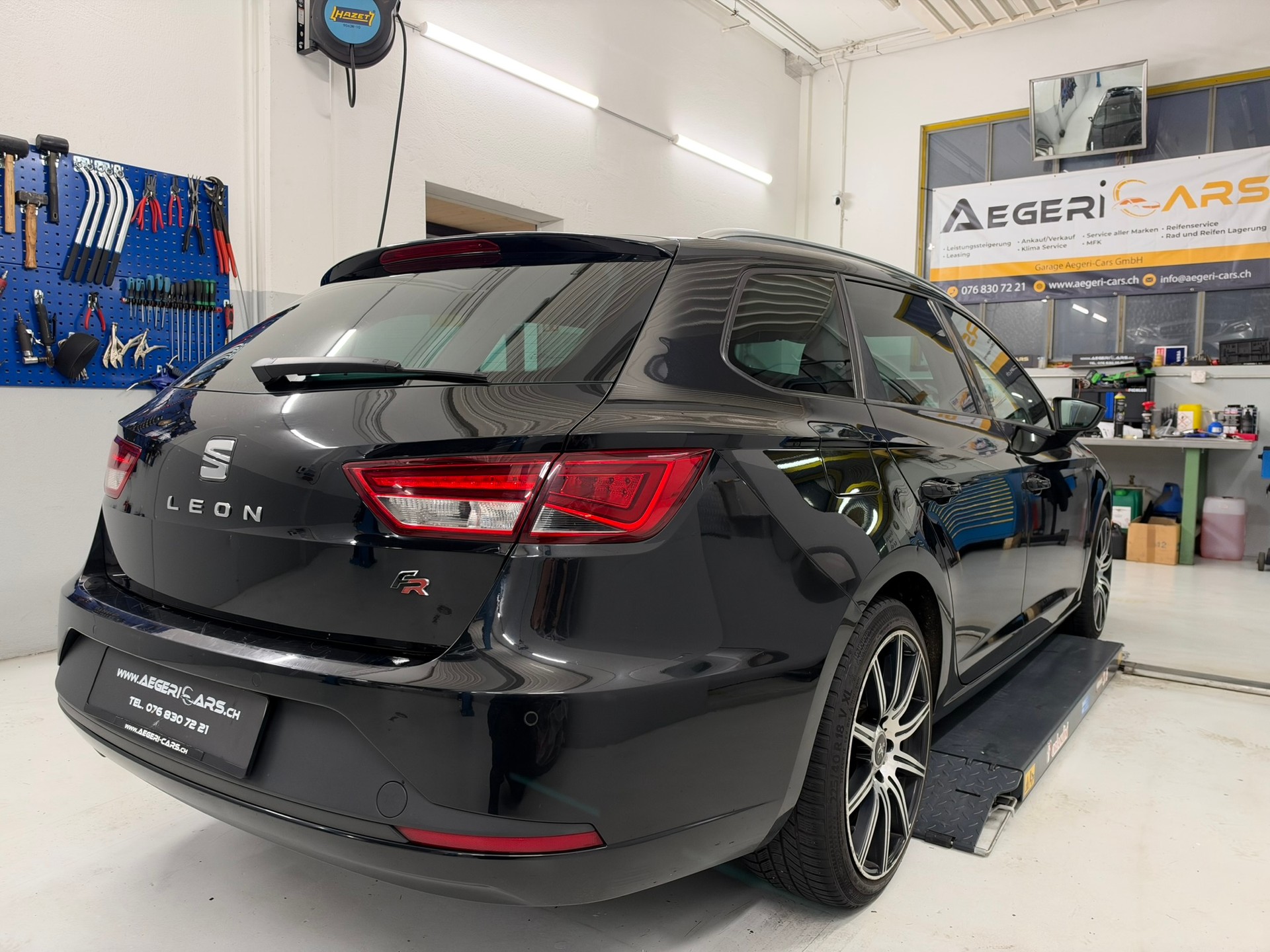 SEAT Leon ST 2.0 TDI FR DSG-image-3