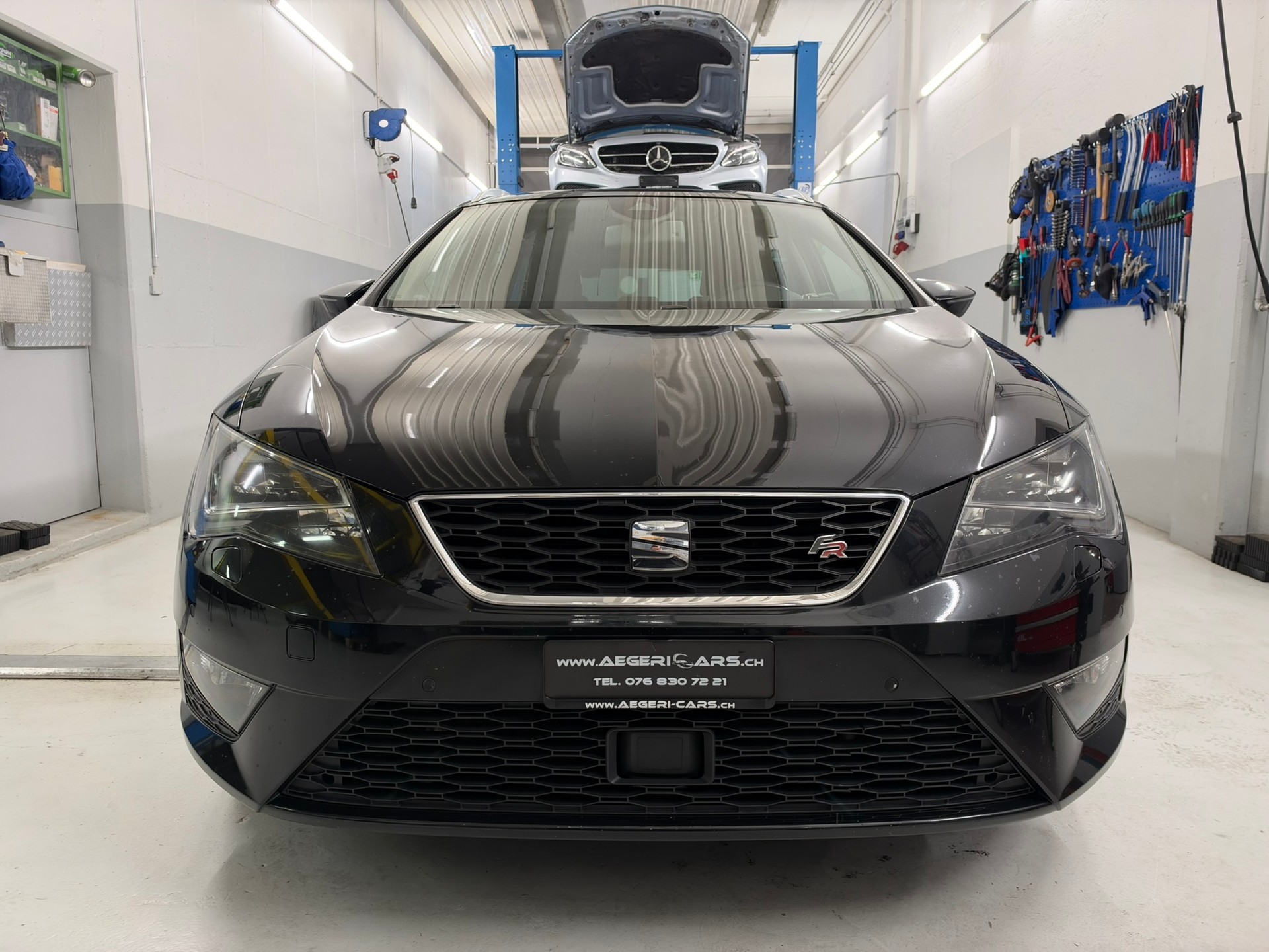 SEAT Leon ST 2.0 TDI FR DSG-image-1
