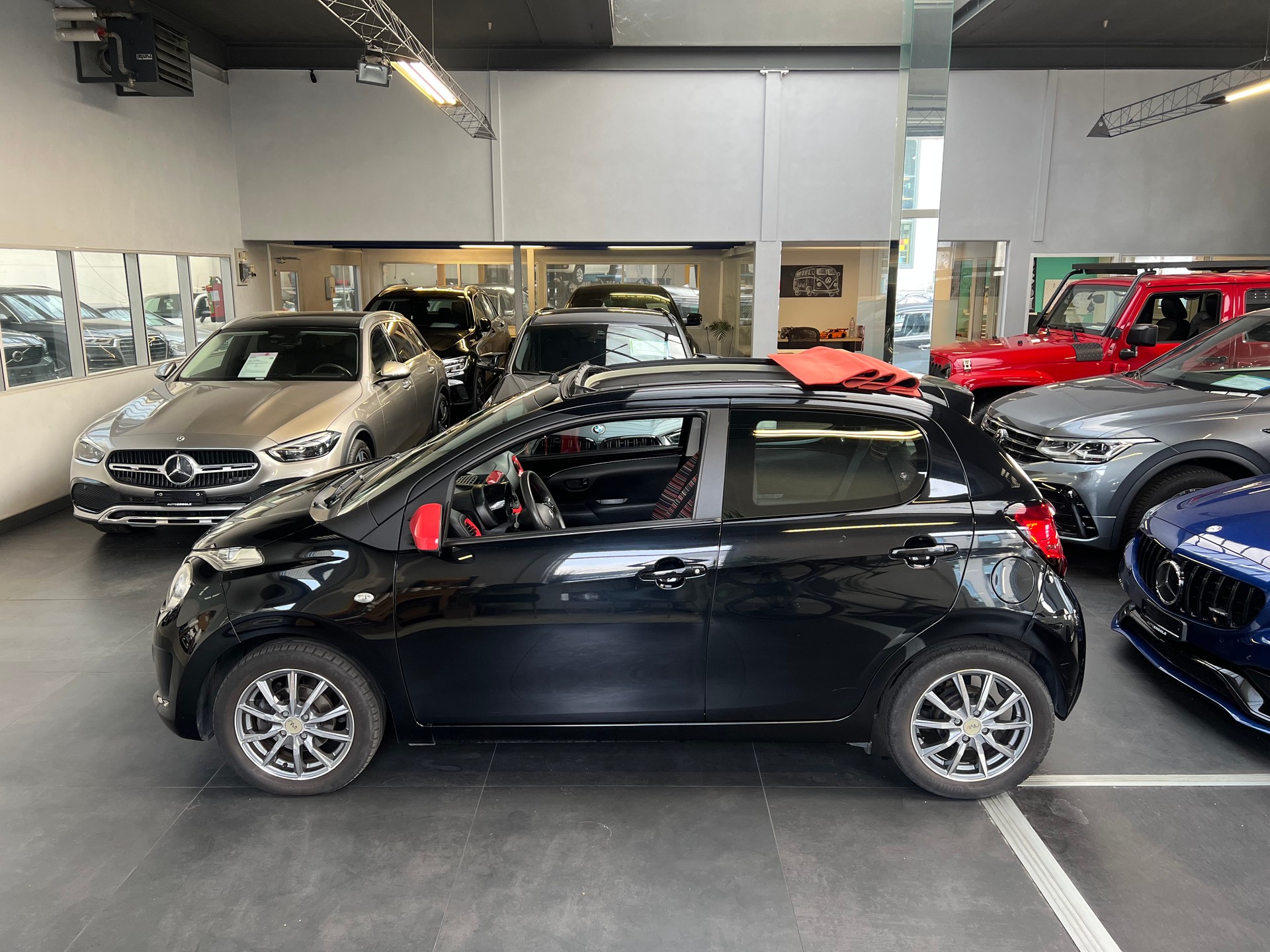 CITROEN C1 1.0 VTi Feel Edition Airscape-image-5