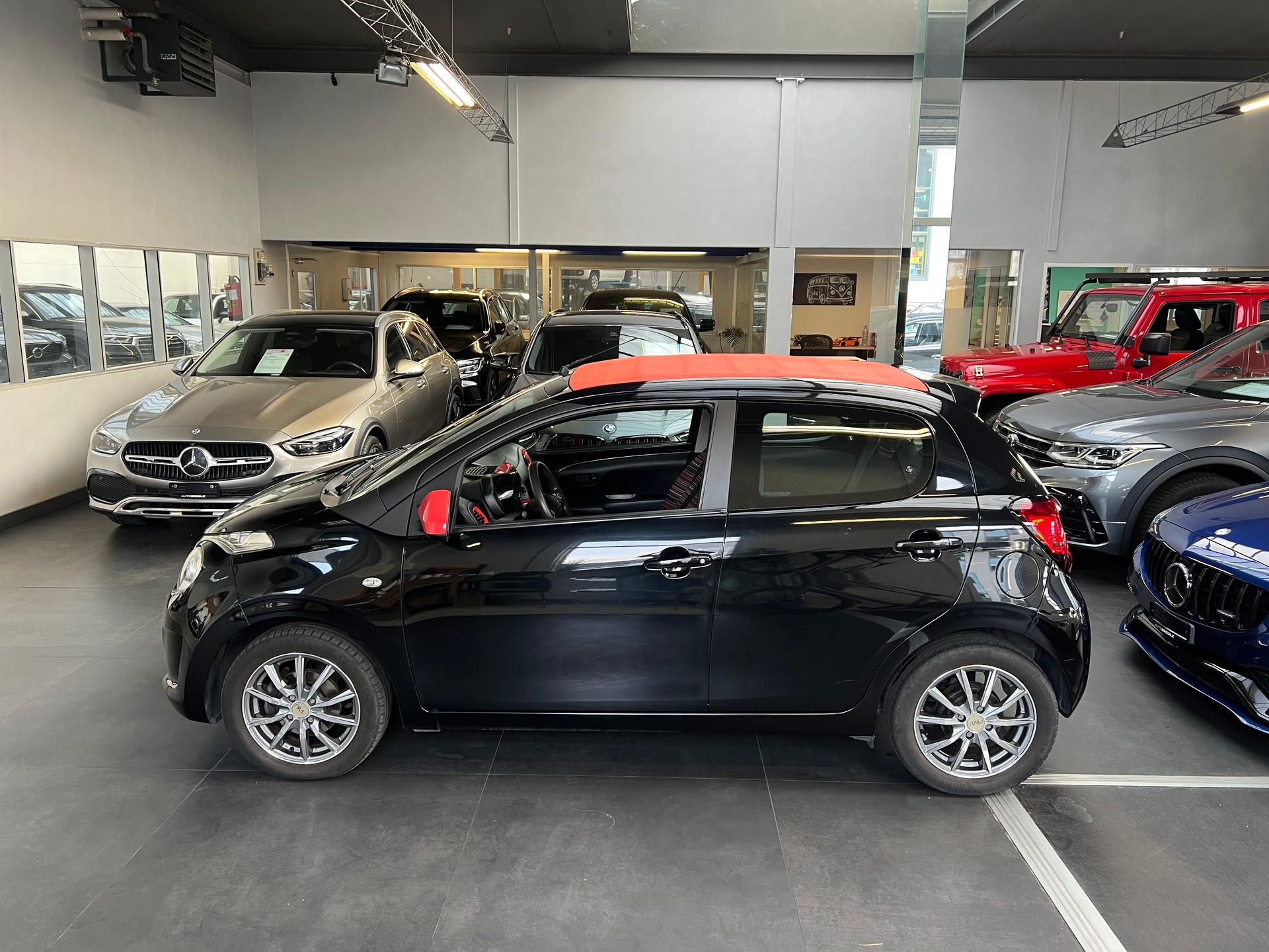 CITROEN C1 1.0 VTi Feel Edition Airscape-image-4