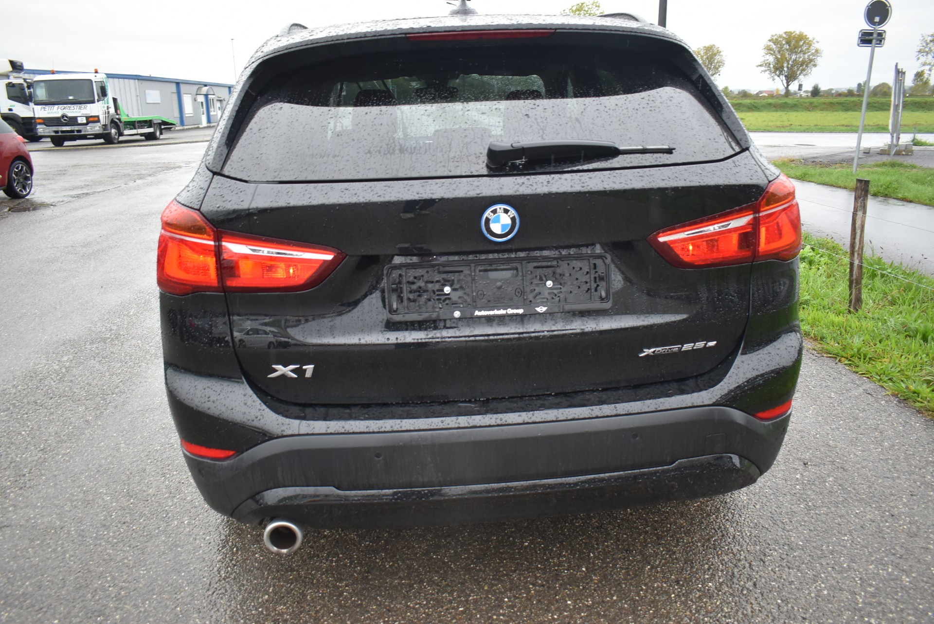 BMW X1 xDrive 25e Travel Edition Steptronic-image-7