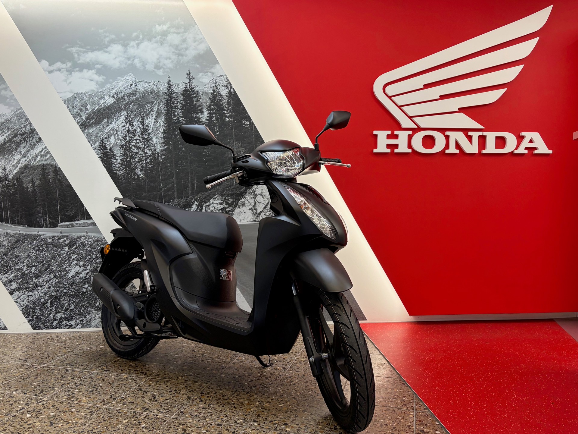 HONDA NSC Vision 110 16'' New Model-showroom-element-2