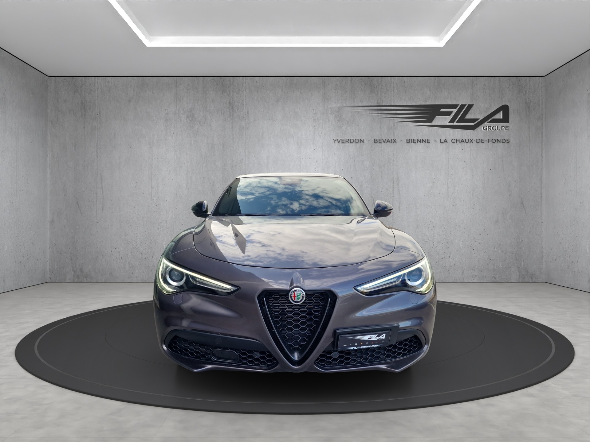 ALFA ROMEO STELVIO 2.0 Q4 280 Veloce-image-1