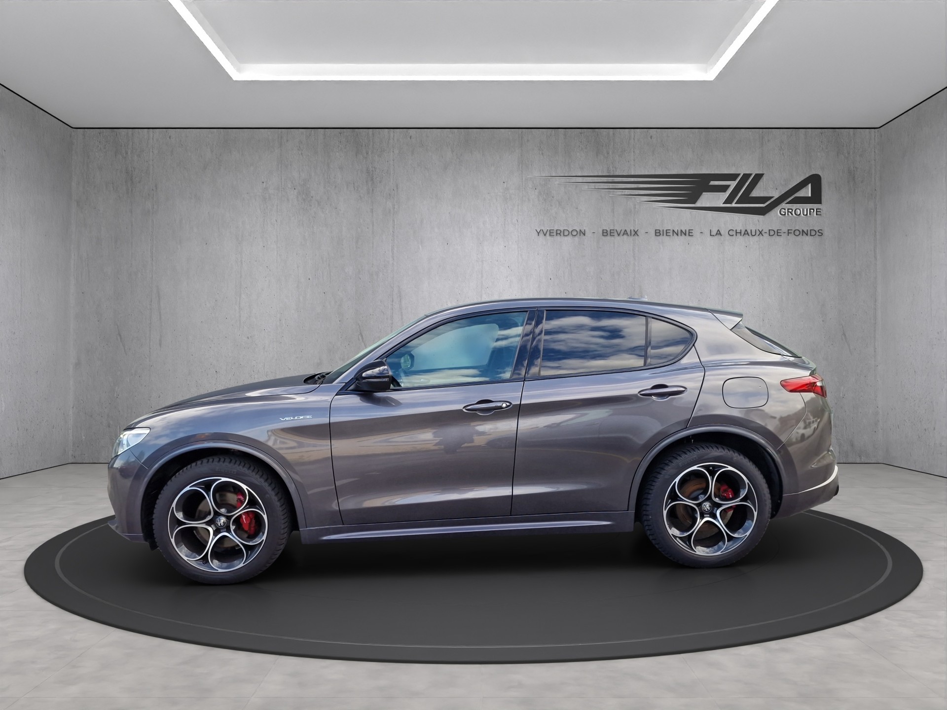 ALFA ROMEO STELVIO 2.0 Q4 280 Veloce-image-2
