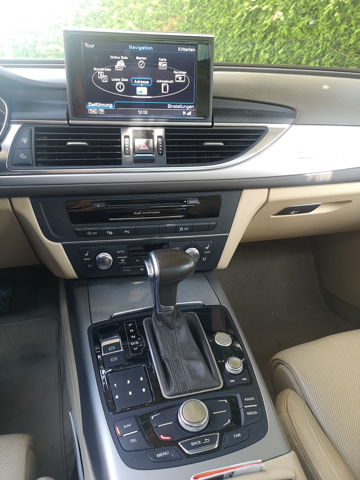 AUDI A6 Avant 3.0 TDI V6 clean diesel quattro S-tronic-image-3