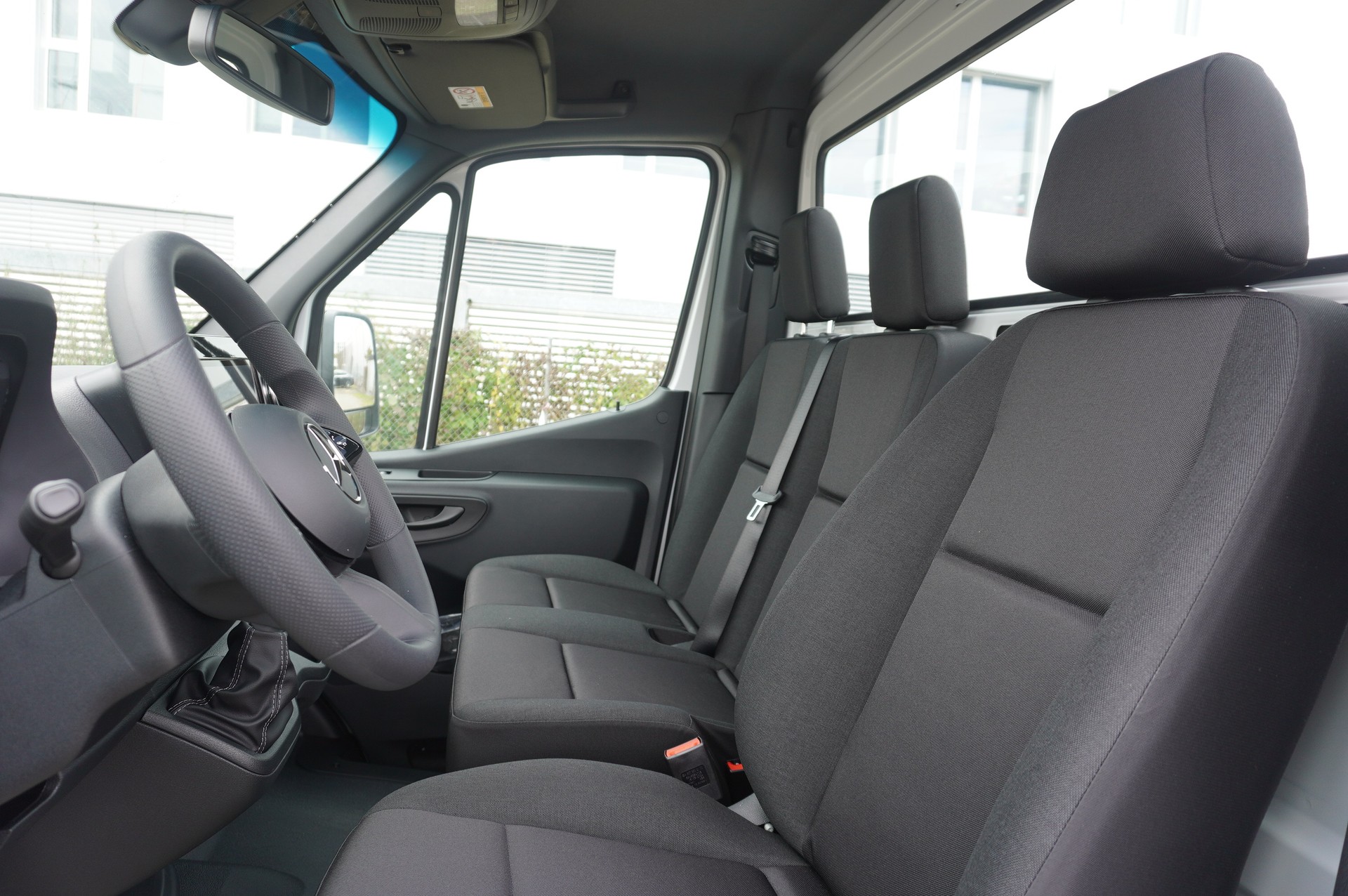 MERCEDES-BENZ Sprinter 317 CDI BASE CH 4325mm L-image-4