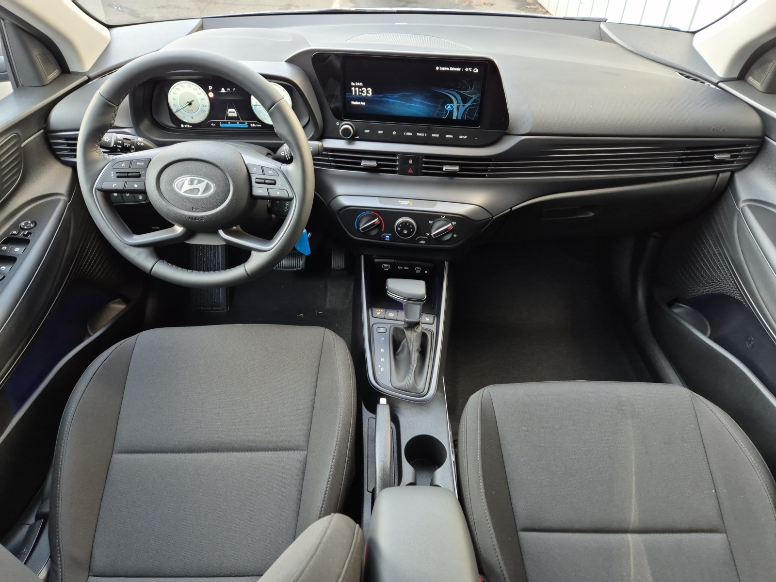 HYUNDAI i20 1.0 T-GDi Amplia-image-7