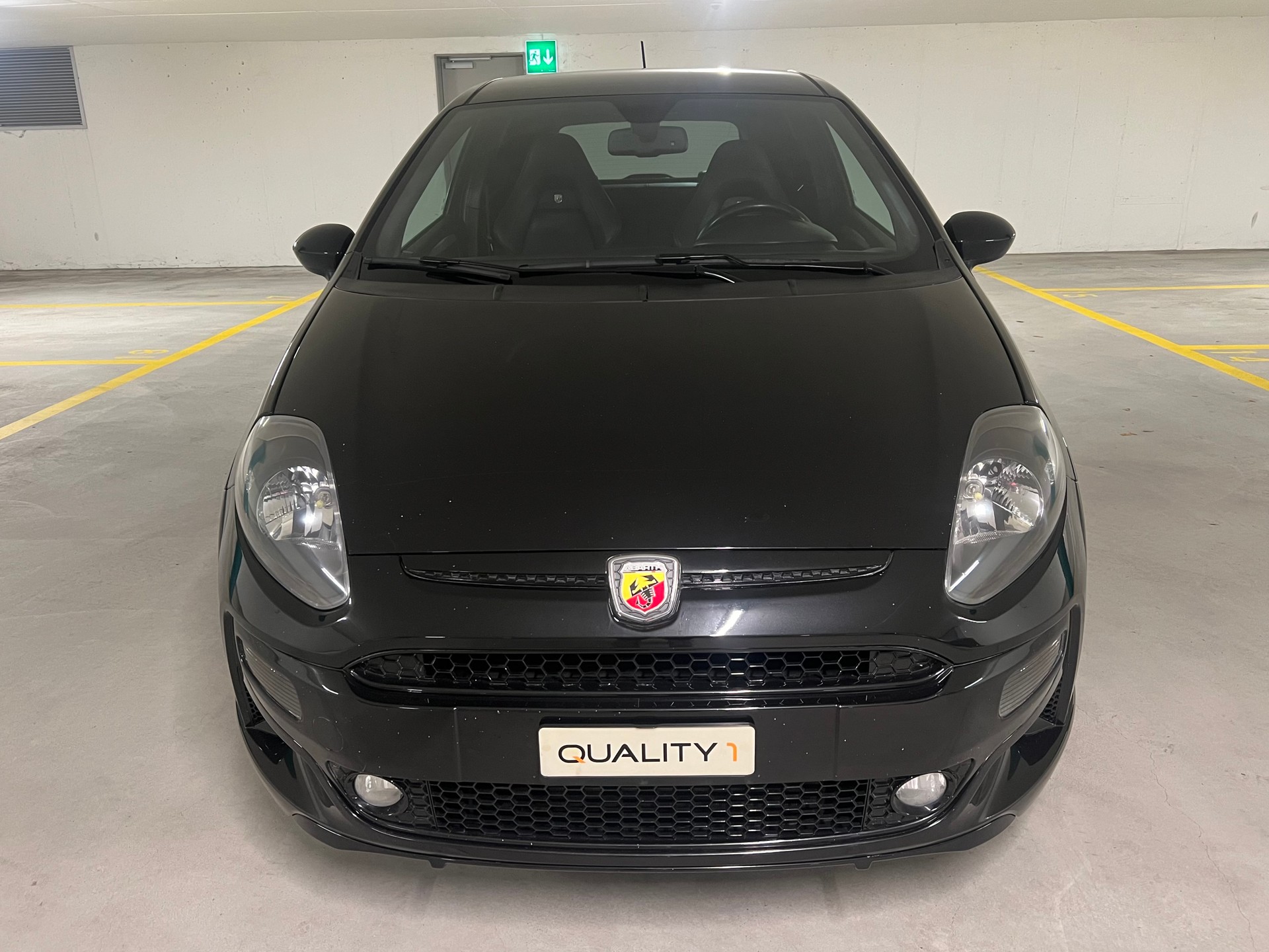 FIAT Punto 1.4 16V Turbo Abarth Supersport-image-1
