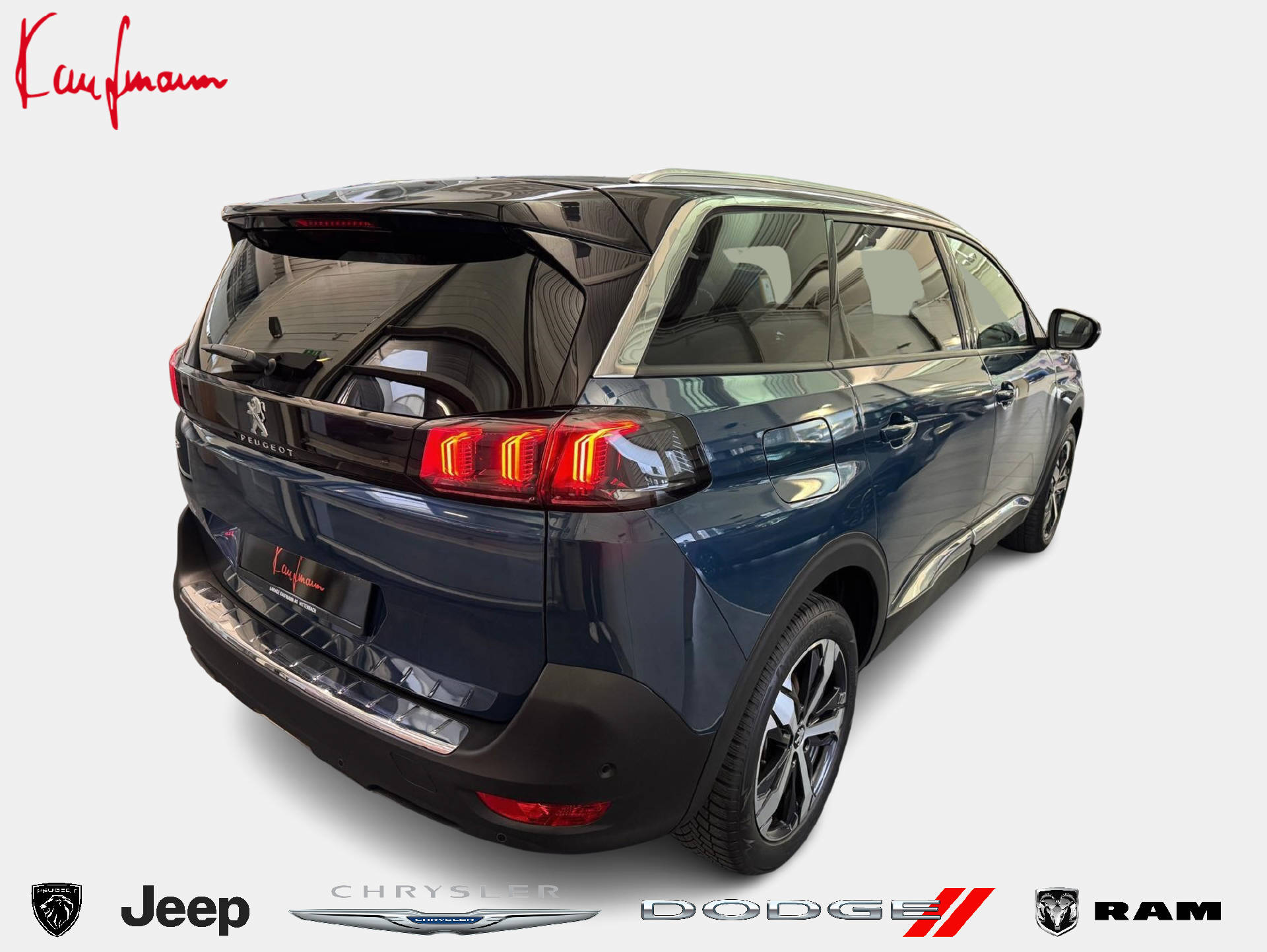 PEUGEOT 5008 1.5 BlueHDi Allure Pack-image-4