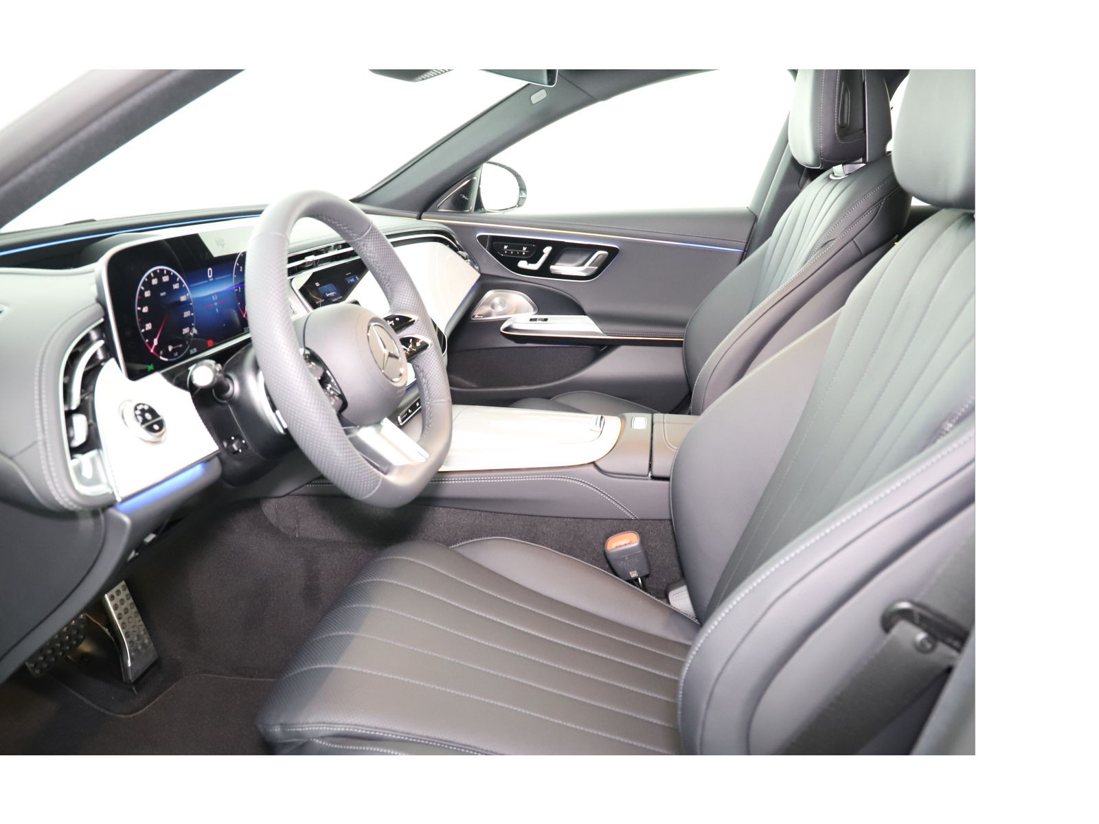 MERCEDES-BENZ E 220 d T 4M 9G-Tronic-image-9