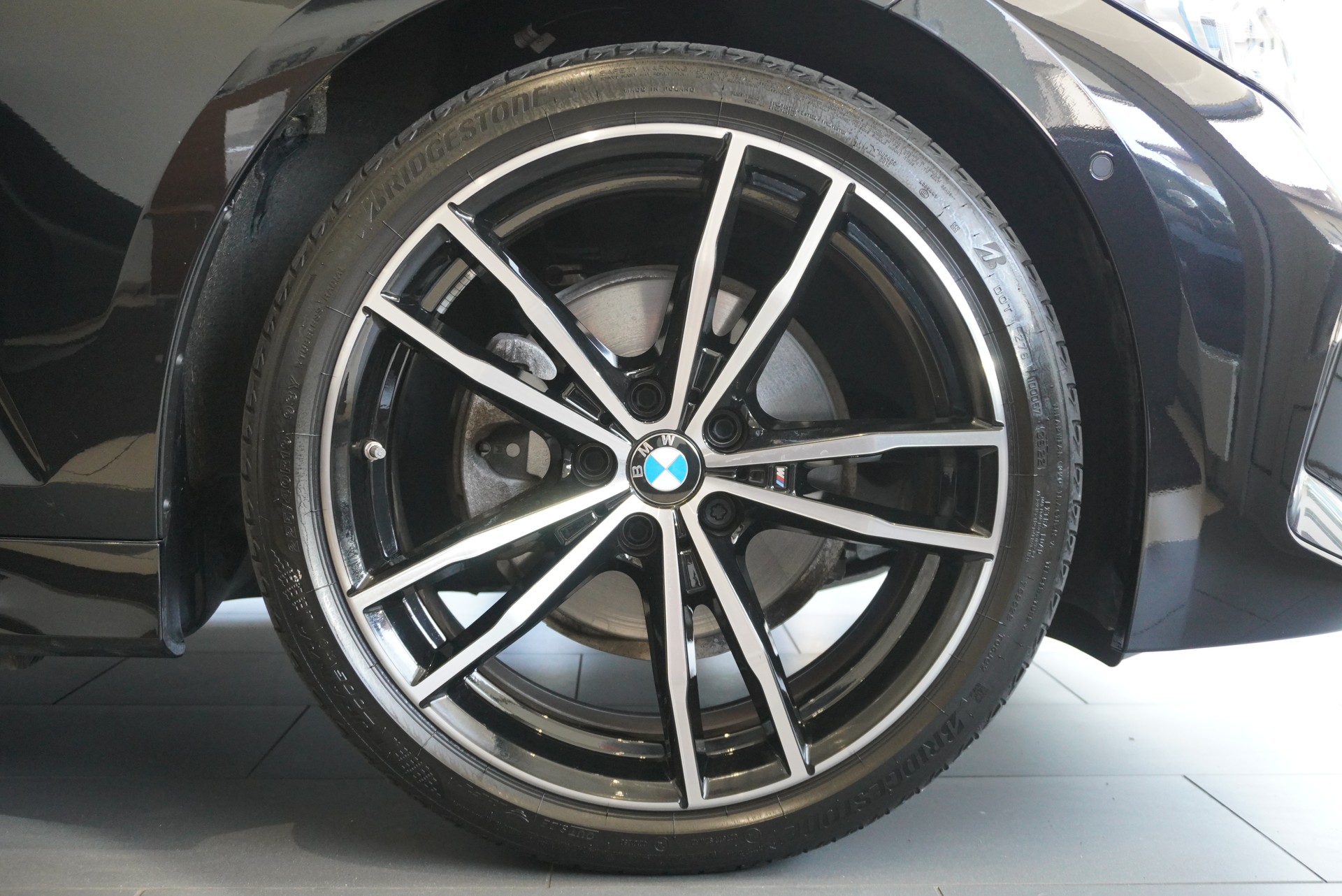BMW 320d xDrive 48V Touring Steptronic M Sport-image-7