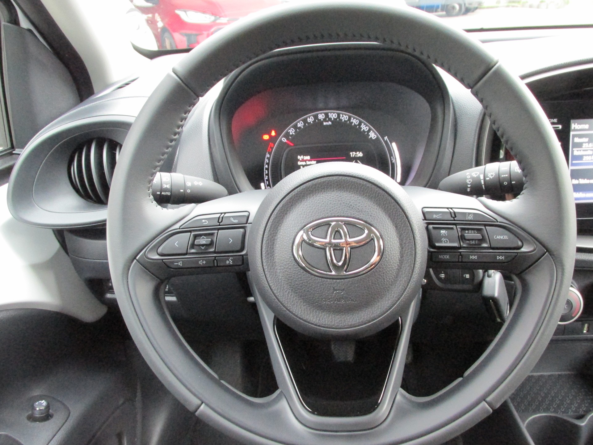 TOYOTA Aygo X 1.0 VVT-i Comfort-image-12
