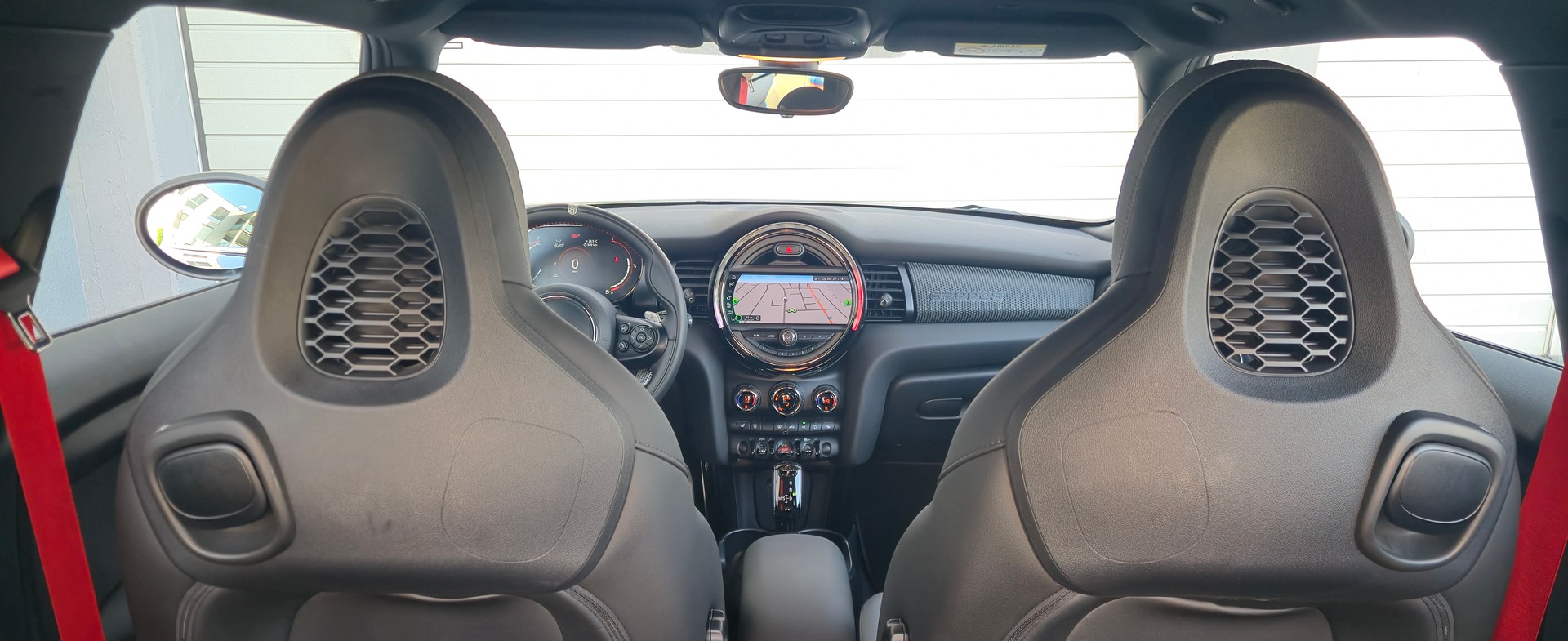 MINI Cooper John Cooper Works GP 3 Steptronic-image-9