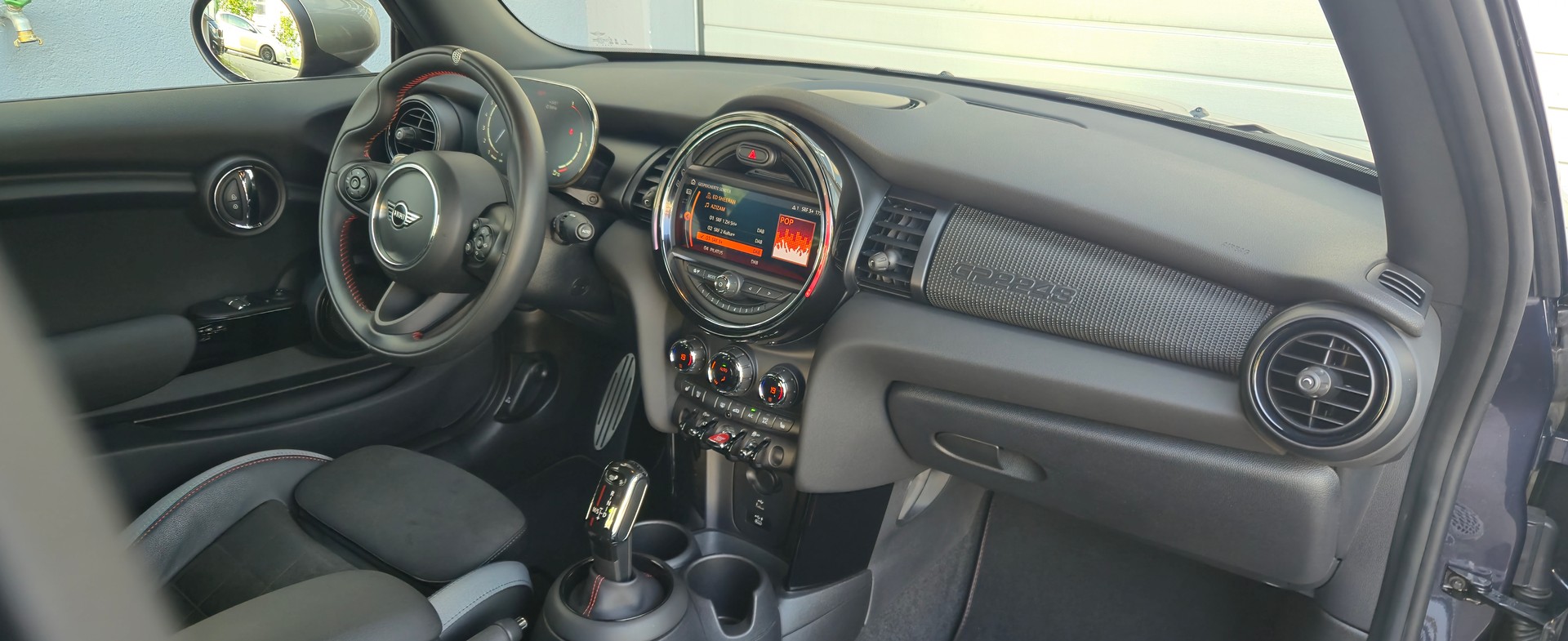 MINI Cooper John Cooper Works GP 3 Steptronic-image-4