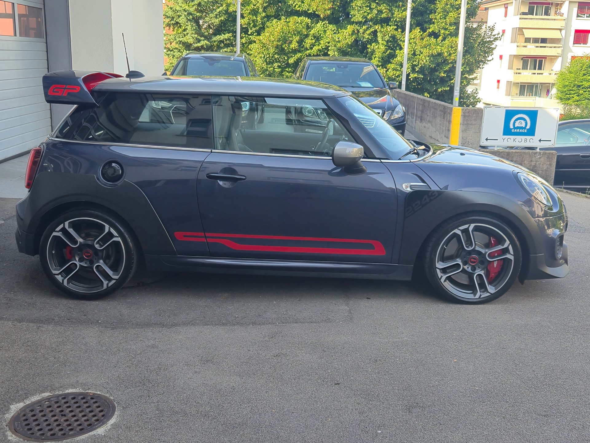MINI Cooper John Cooper Works GP 3 Steptronic-image-2