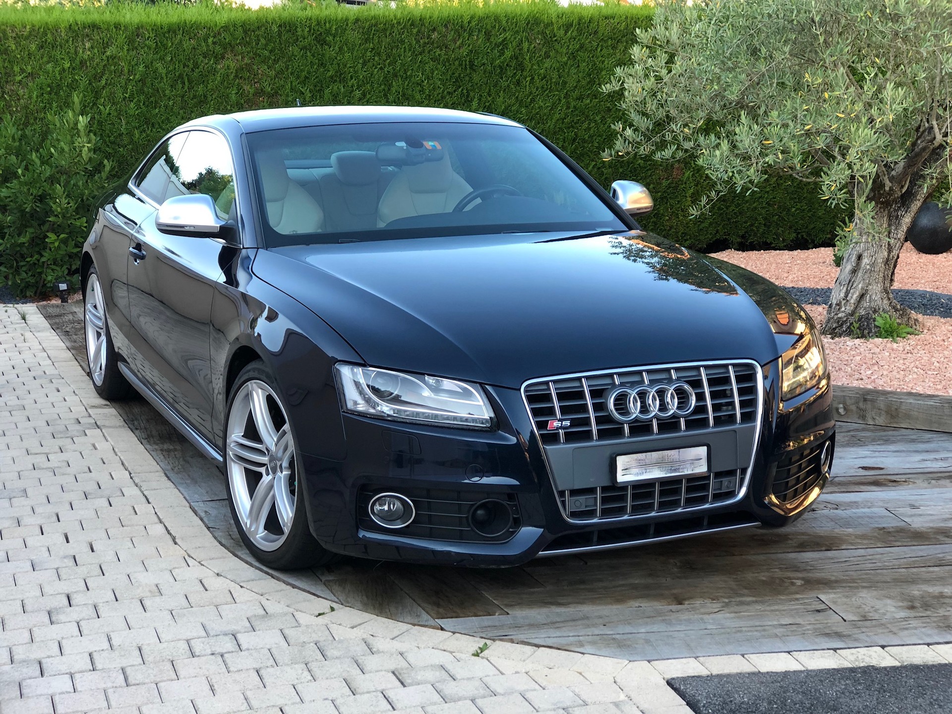 AUDI S5 Coupé 4.2 FSI quattro tiptronic-image-1