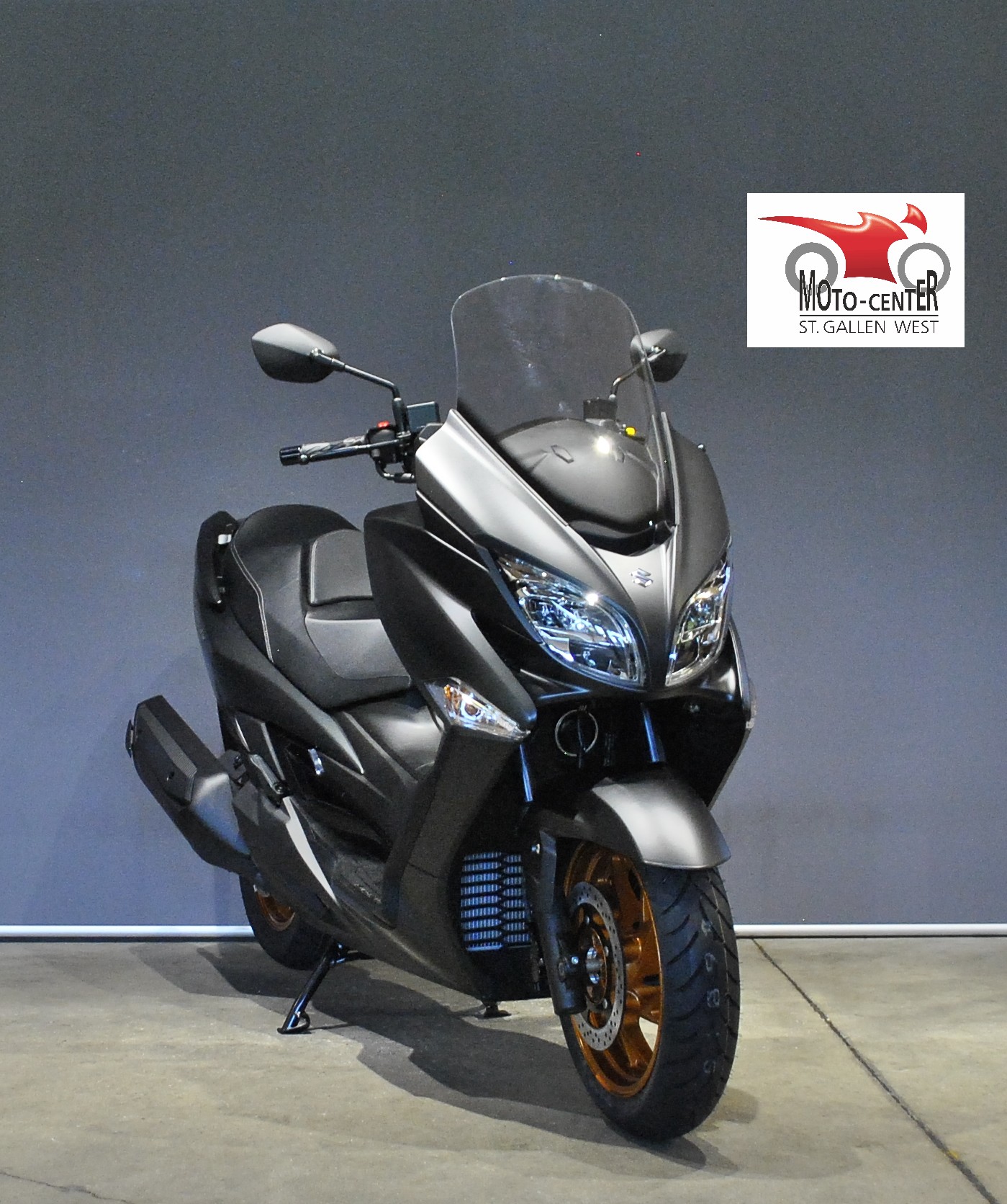 SUZUKI AN 400