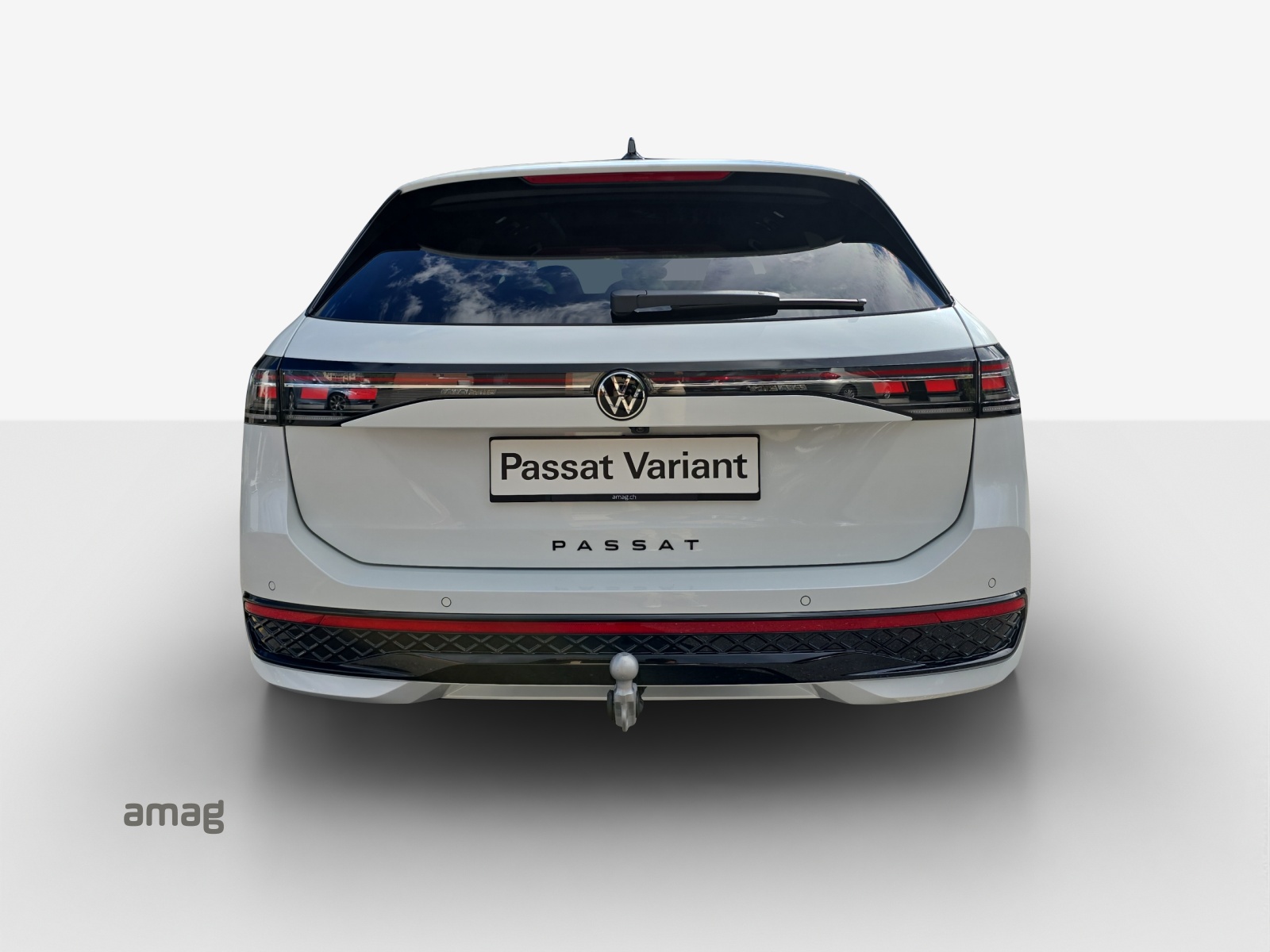 VW Passat Variant 2.0 TSI evo4 R-Line 4 Motion DSG-image-3