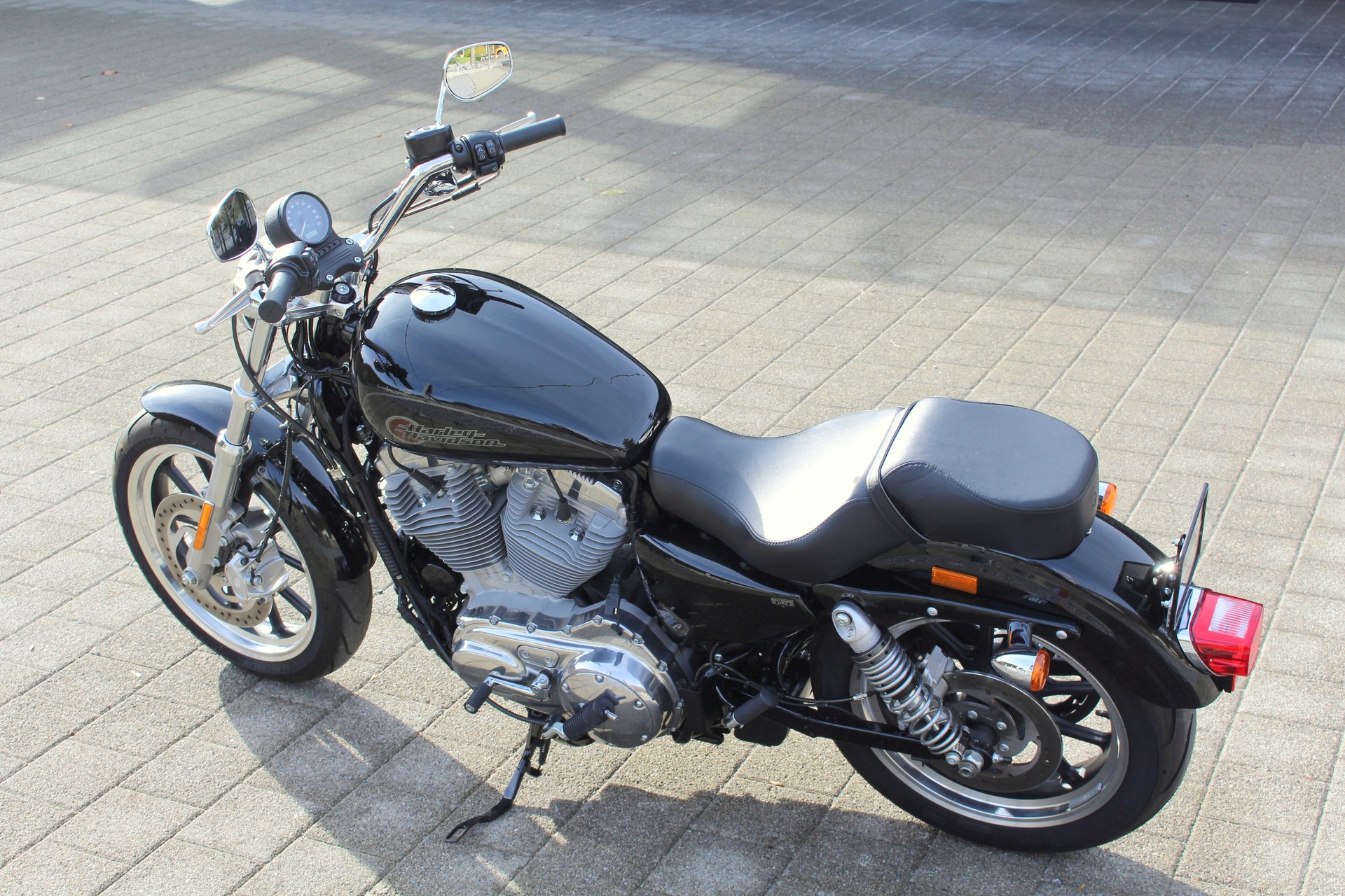 HARLEY-DAVIDSON XL 883 L Sportster Super Low ABS-showroom-element-3