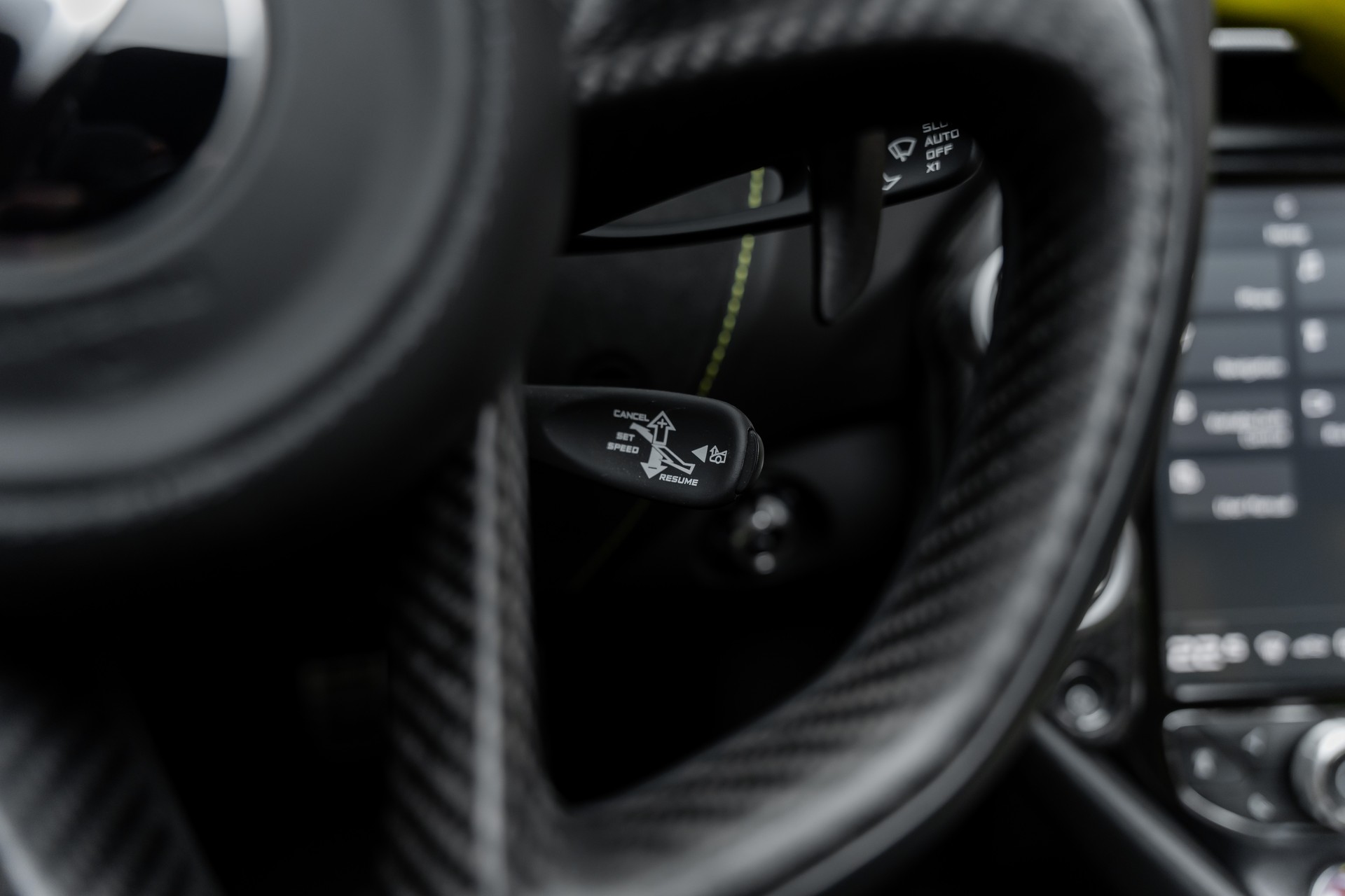 McLAREN 720S Spider Performance 4.0 V8 SSG-image-16