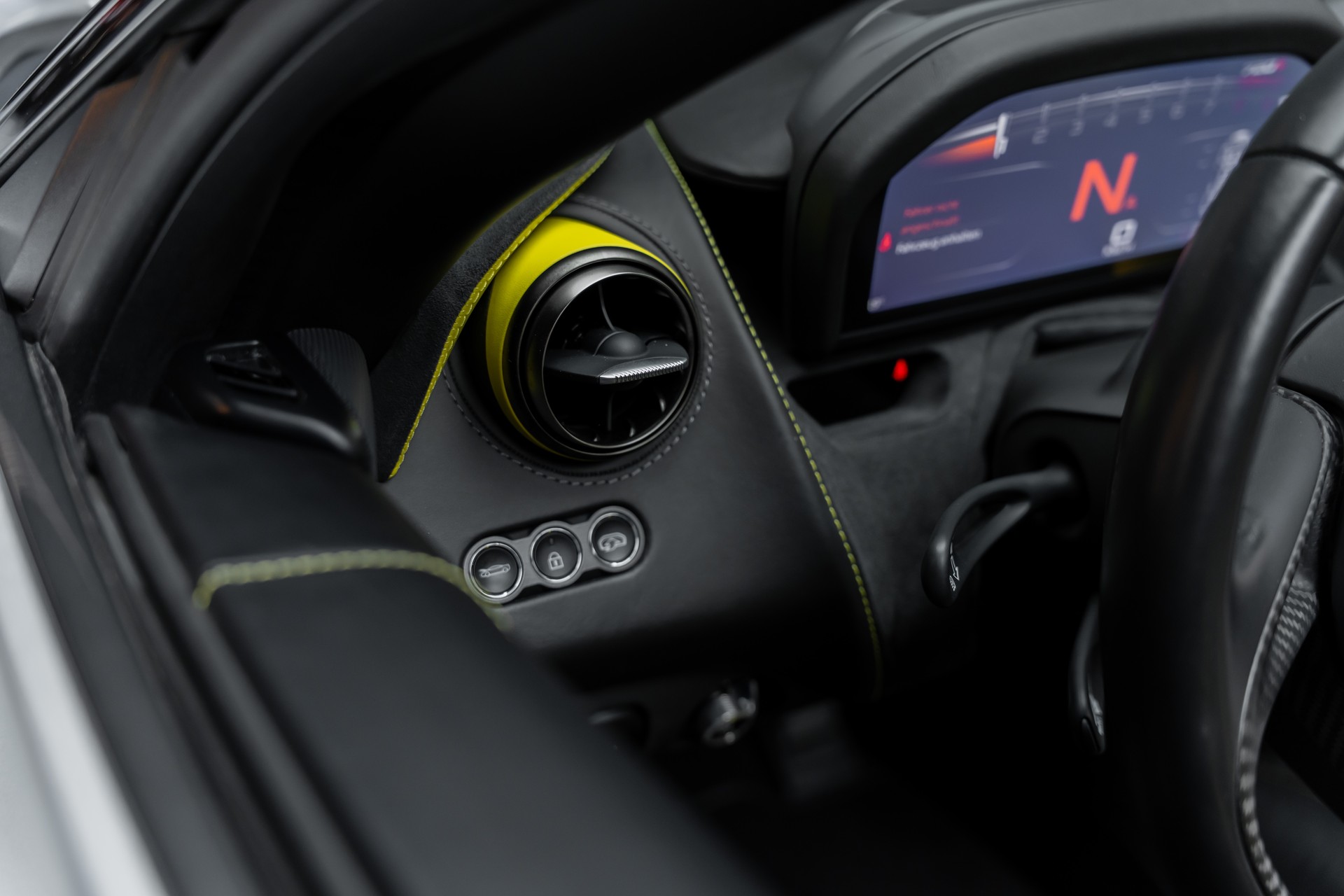 McLAREN 720S Spider Performance 4.0 V8 SSG-image-17