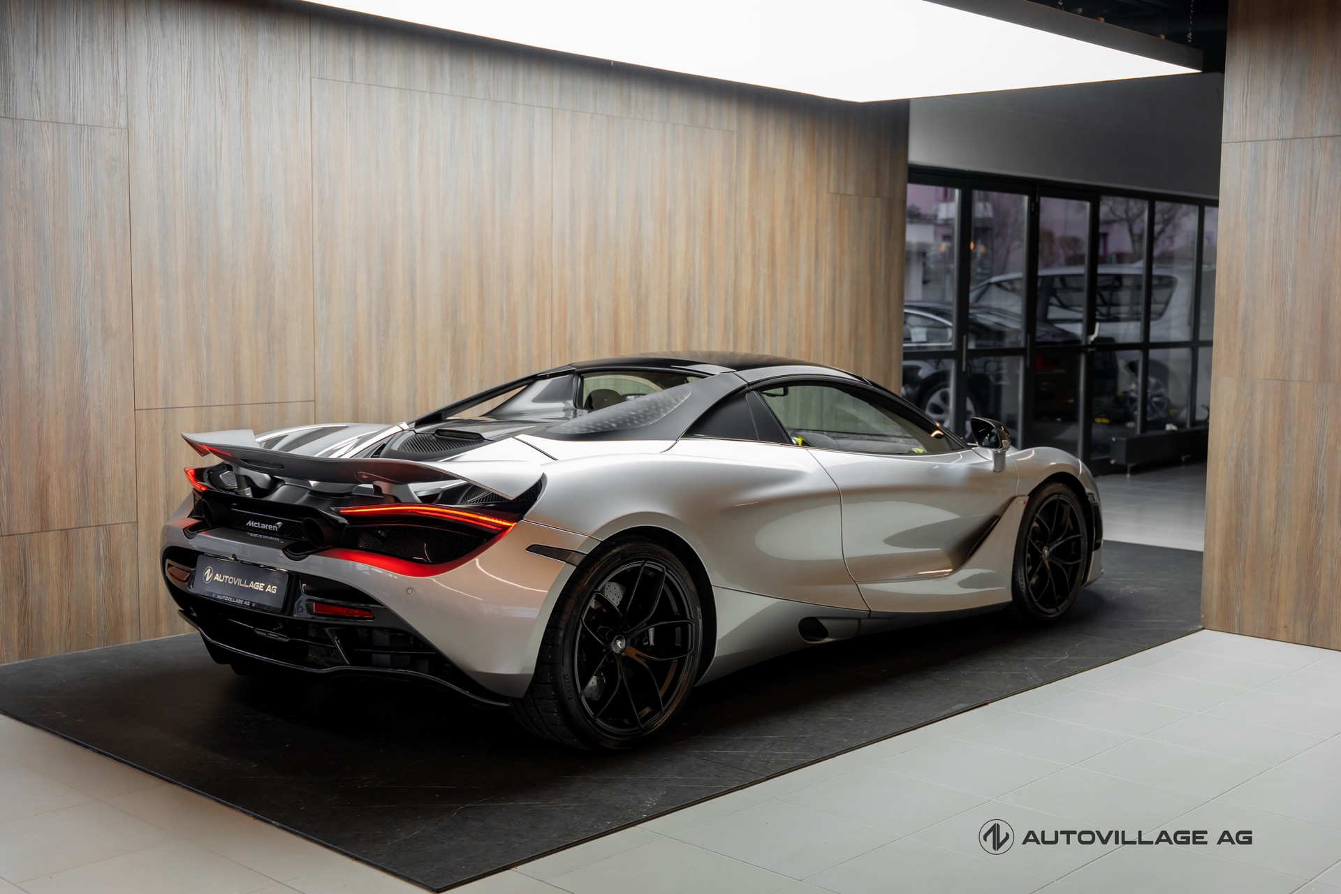 McLAREN 720S Spider Performance 4.0 V8 SSG-image-3