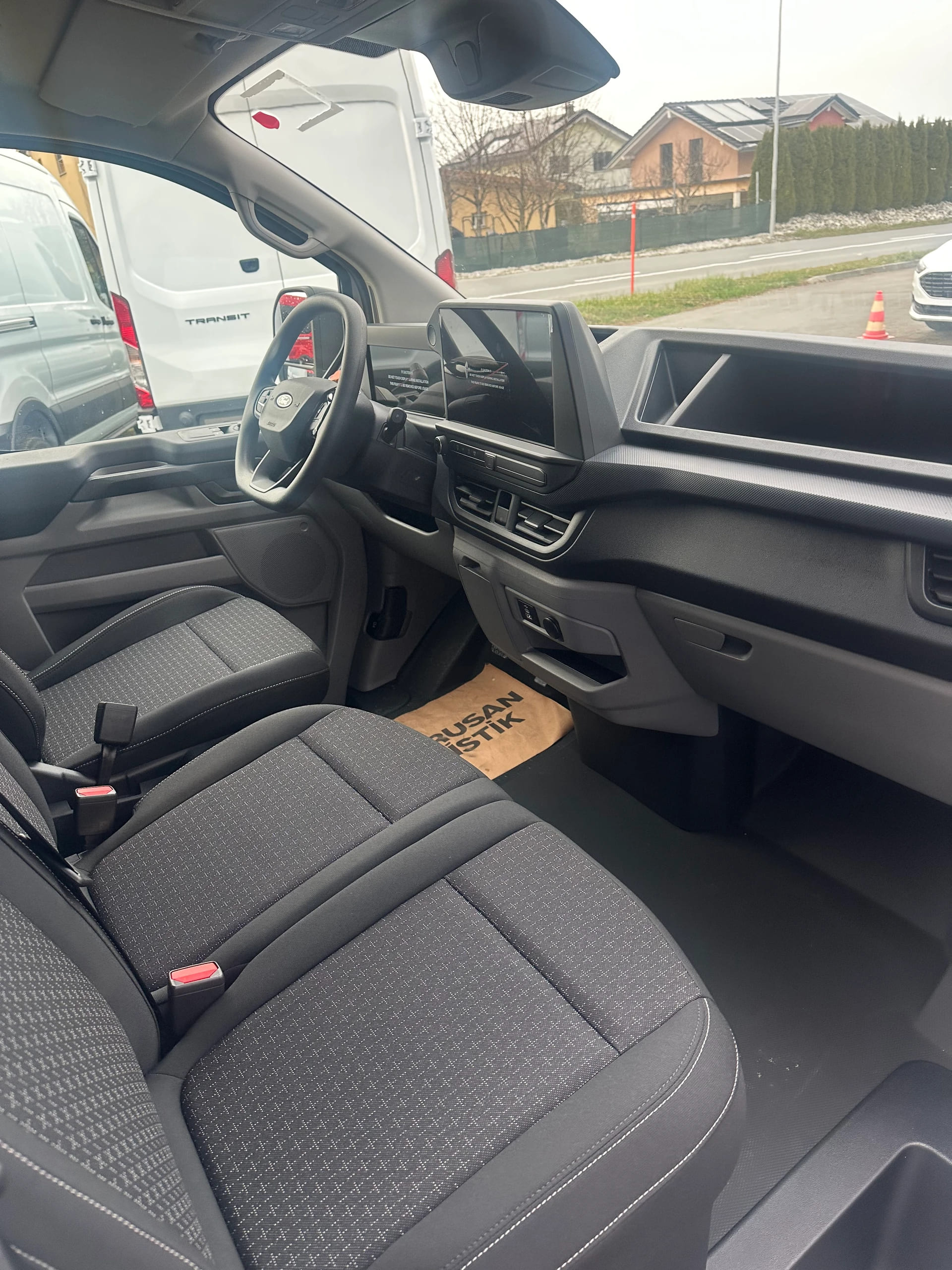 FORD Transit Custom Van 320 L2 2.0 EcoBl Trend/136CV/Aut.-image-12