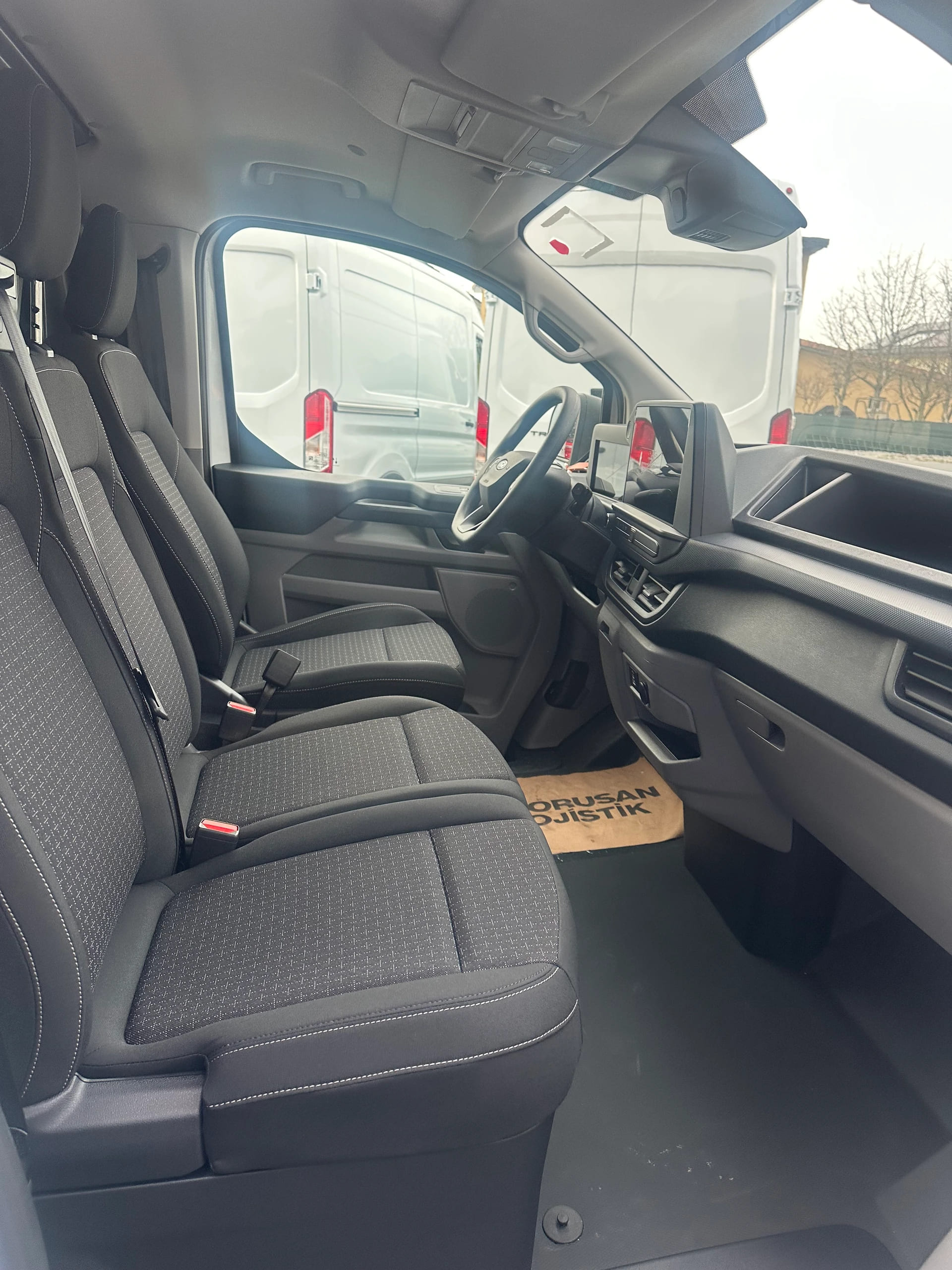FORD Transit Custom Van 320 L2 2.0 EcoBl Trend/136CV/Aut.-image-11