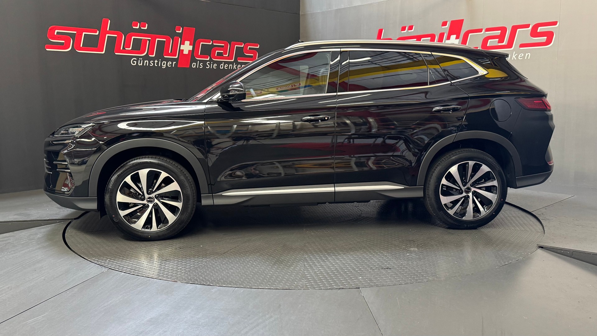 BYD Seal U DM-i Design AWD-image-1