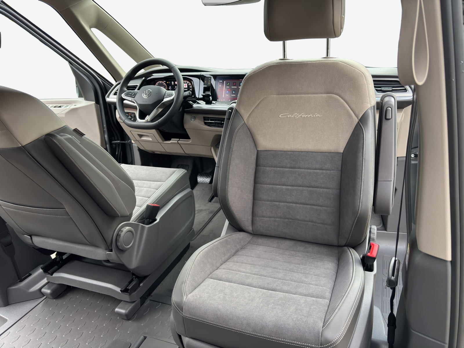VW California 2.0 TDI Ocean Liberty-image-15