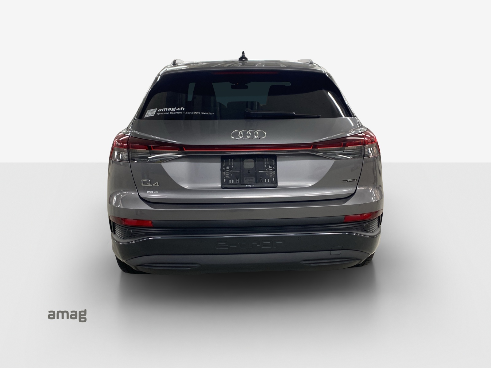 AUDI Q4 e-tron 45 quattro-image-4
