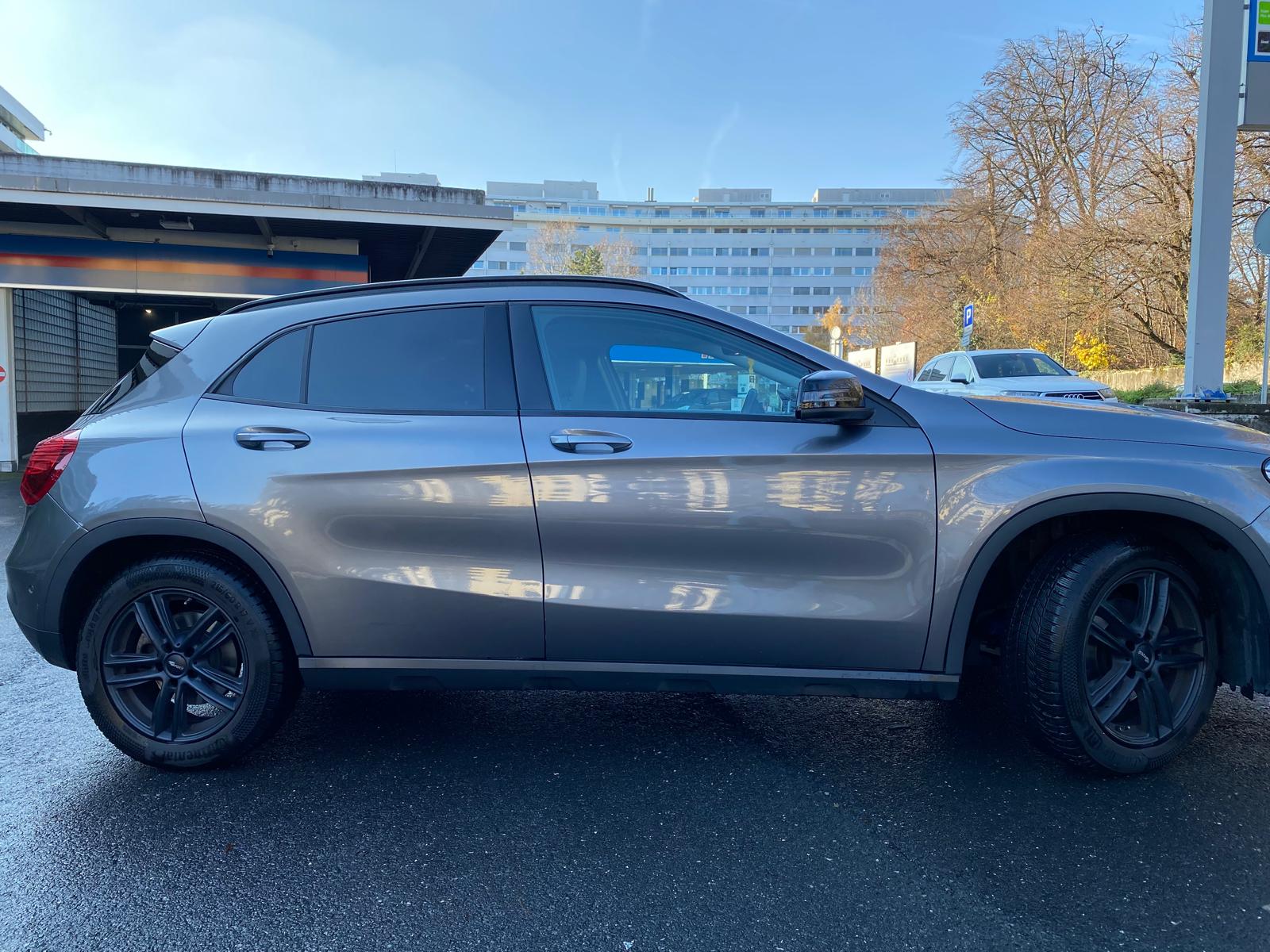 MERCEDES-BENZ GLA 200 7G-DCT-image-2