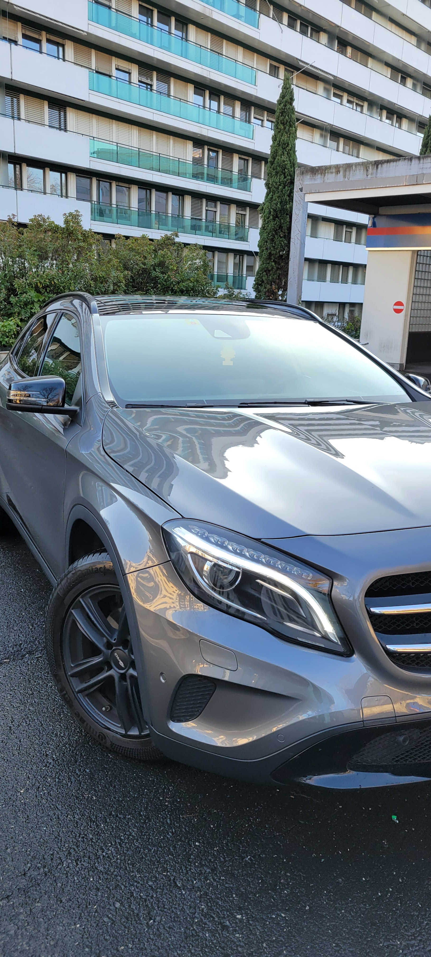 MERCEDES-BENZ GLA 200 7G-DCT-image-4