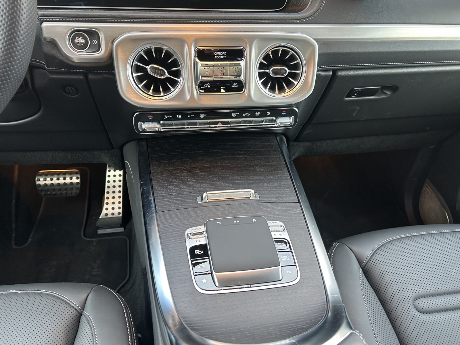 MERCEDES-BENZ G 500 9G-Tronic-image-13