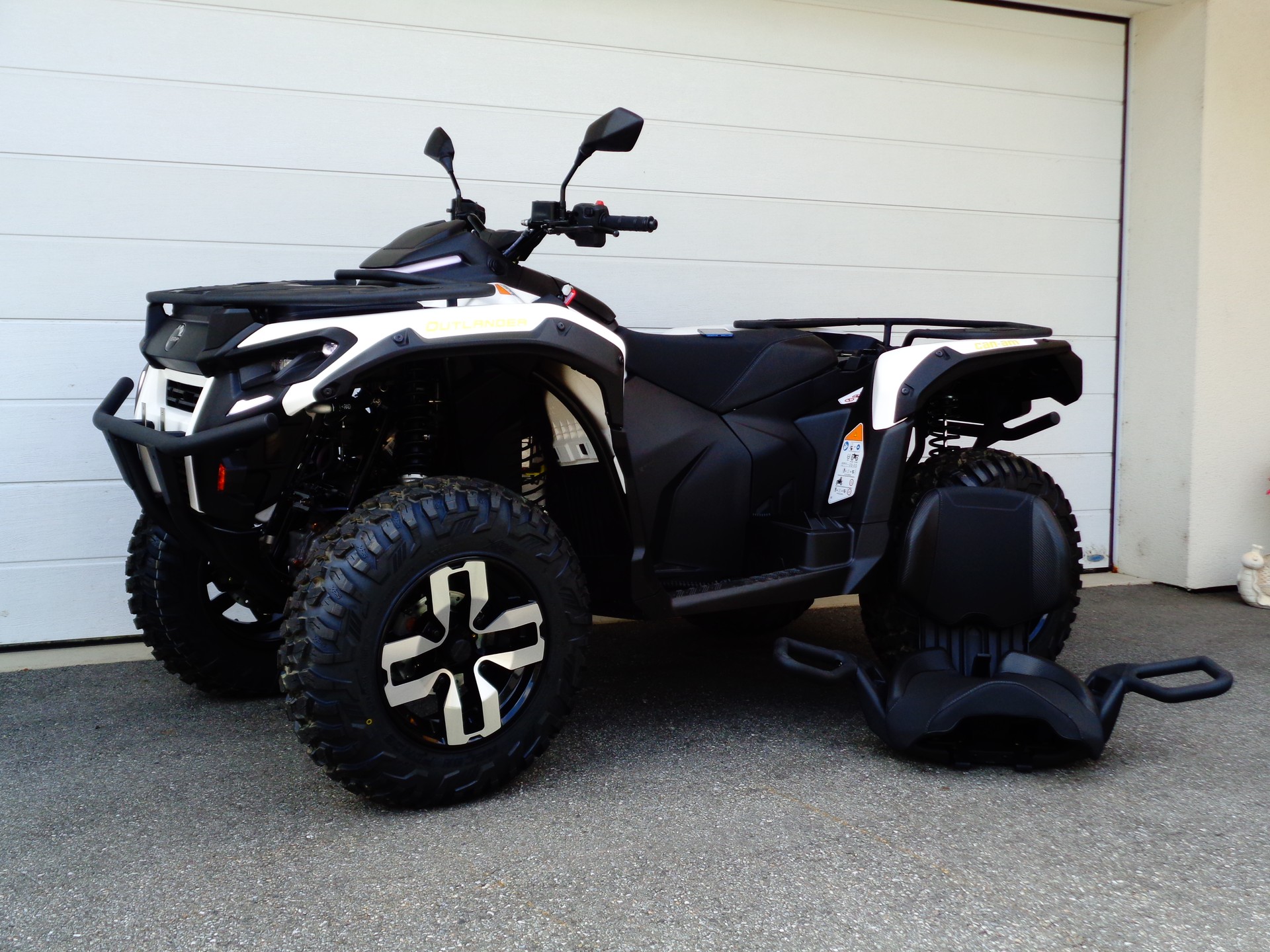 CAN-AM Outlander Electric (Std/Max)-image-10