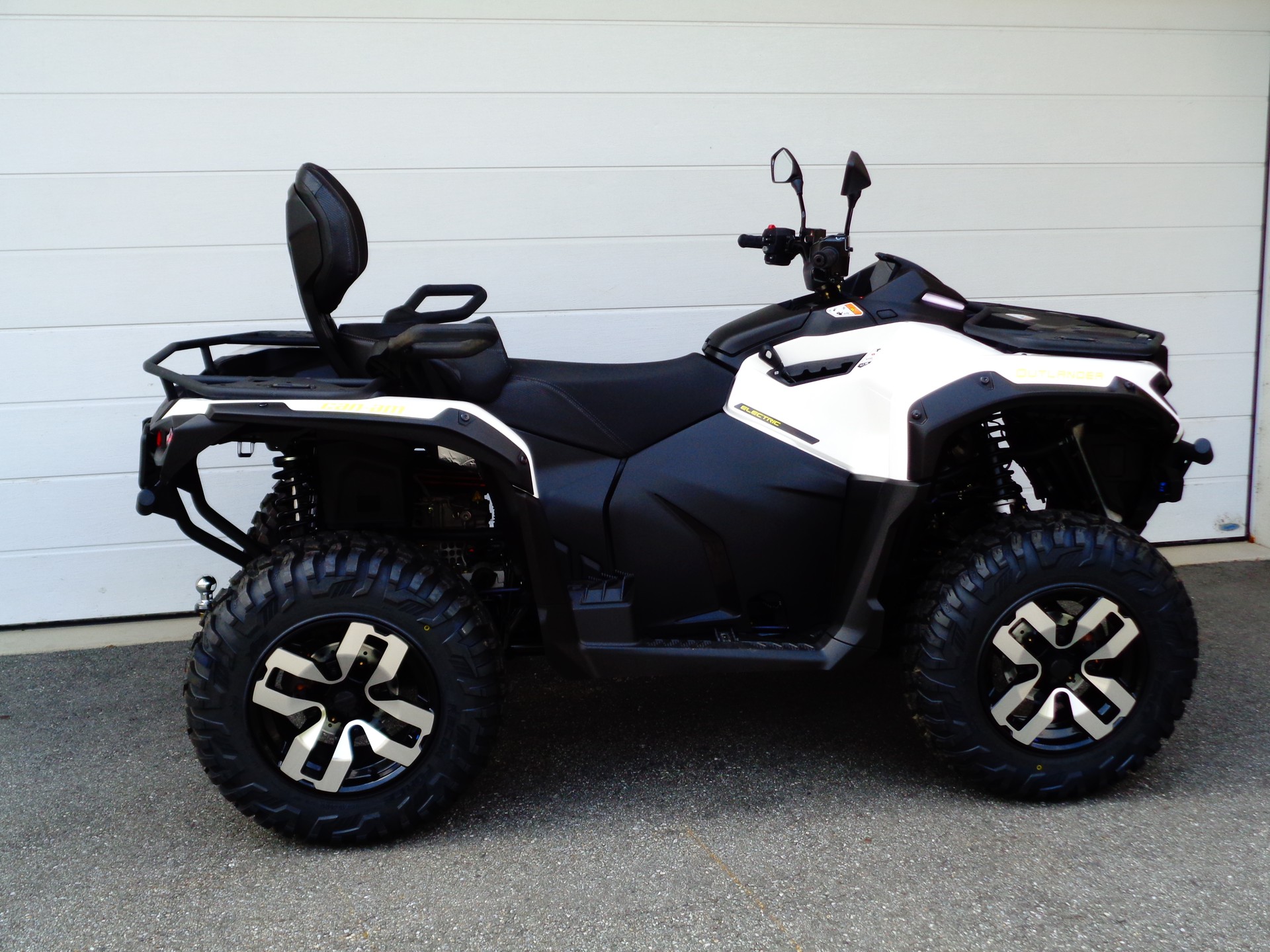 CAN-AM Outlander Electric (Std/Max)-image-4