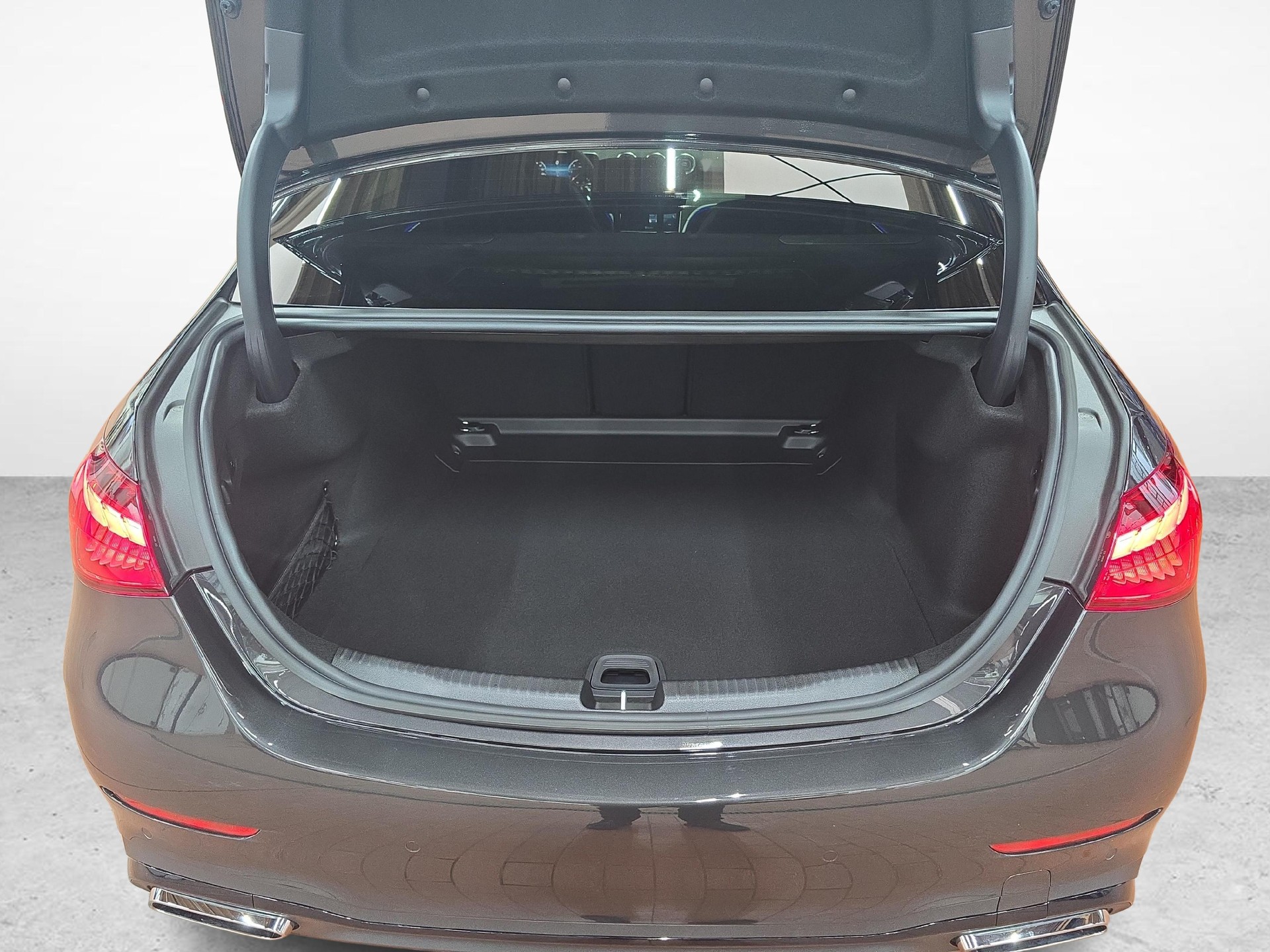 MERCEDES-BENZ C 220 d Swiss Star AMG Line 4matic-image-9