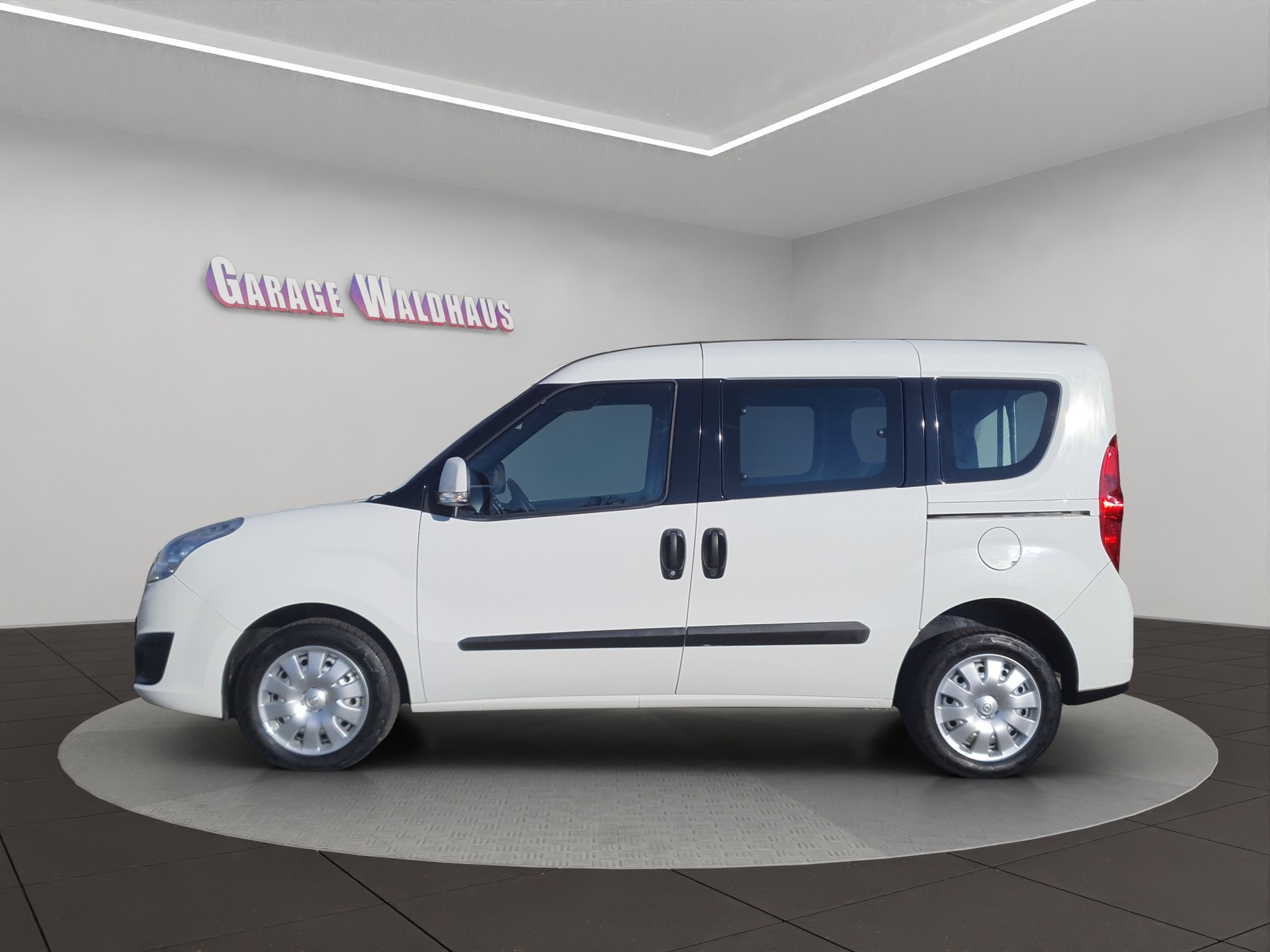 OPEL Combo 1.4 Turbo L1H1-image-1