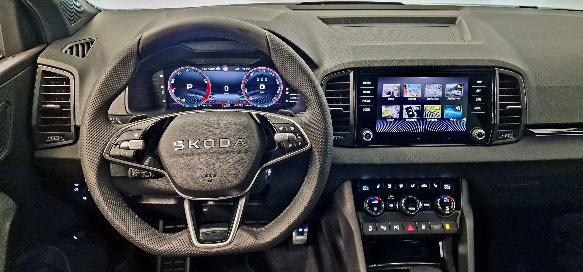 SKODA Karoq 2.0 TSI SportLine 4x4 DSG-image-3