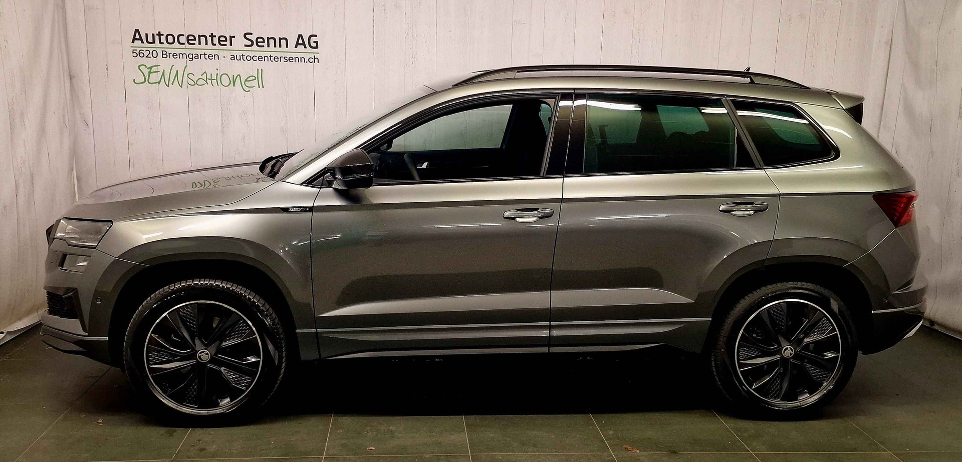 SKODA Karoq 2.0 TSI SportLine 4x4 DSG-image-1