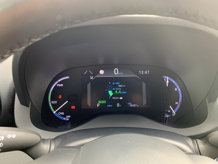 TOYOTA Yaris Cross 1.5 Elegant e-CVT AWDi-image-12