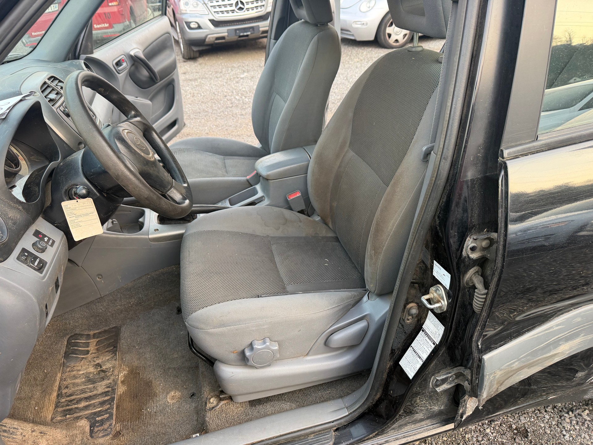 TOYOTA RAV-4 2.0 16V Linea Terra-image-8