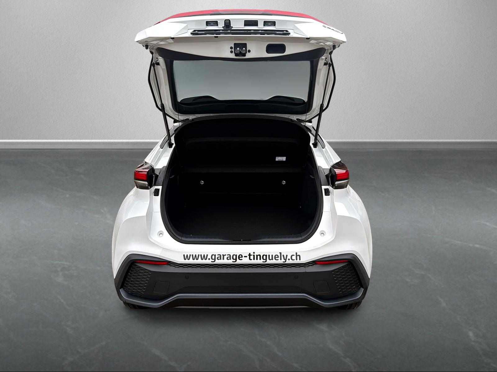 TOYOTA C-HR 2.0 PHEV Swiss Edition-image-9