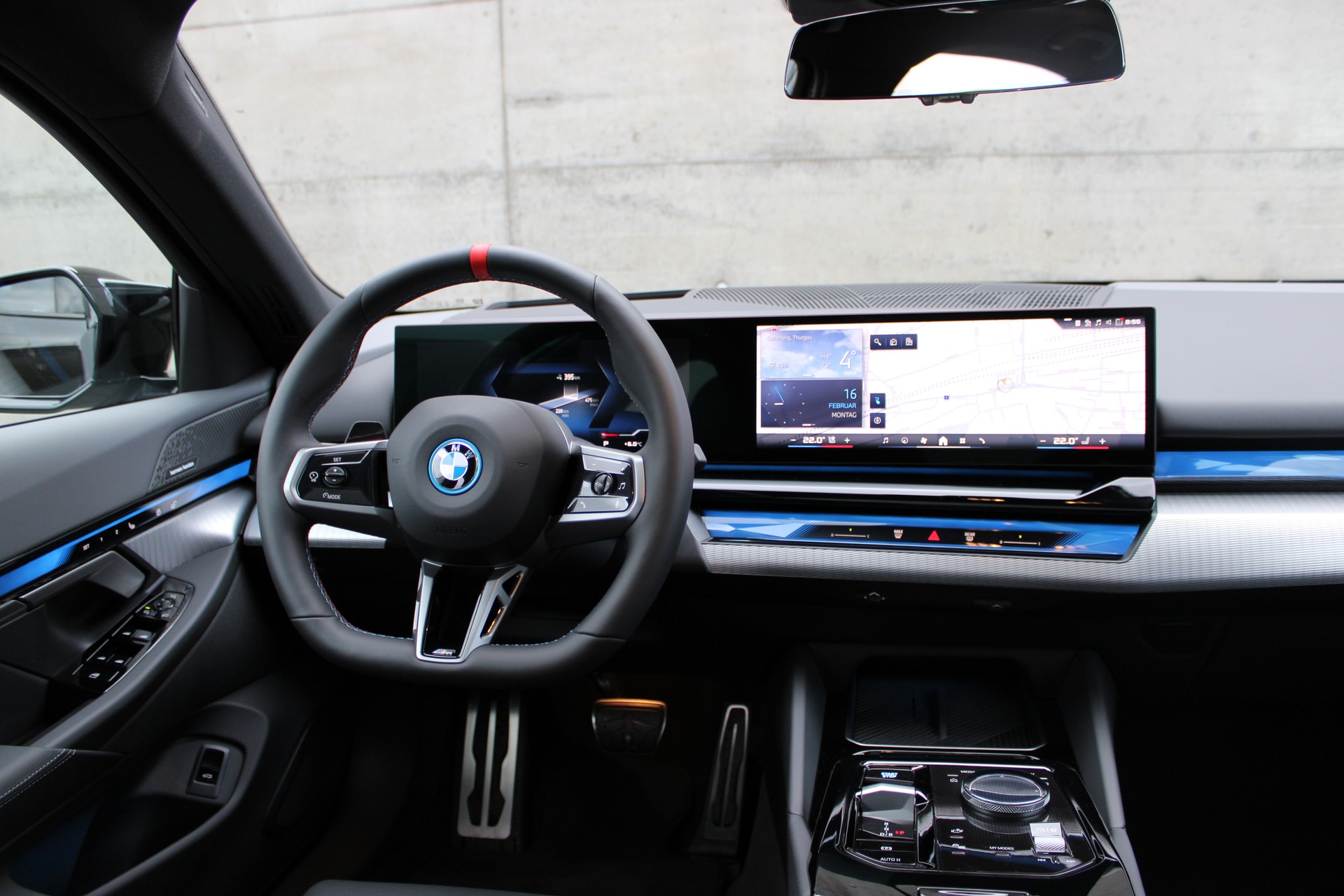 BMW i5 M60 xDrive M Sport Pro-image-15