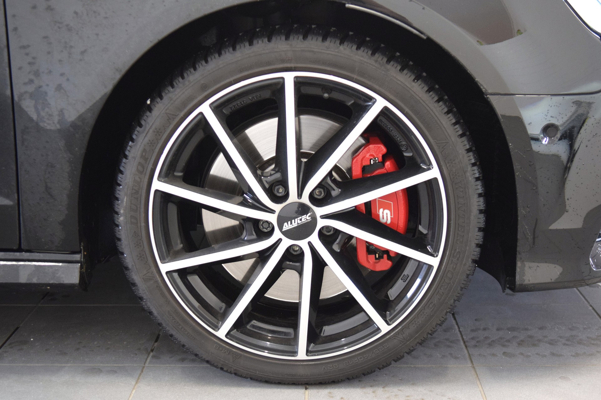 AUDI S3 Sportback 2.0 TFSI quattro S-tronic-image-14