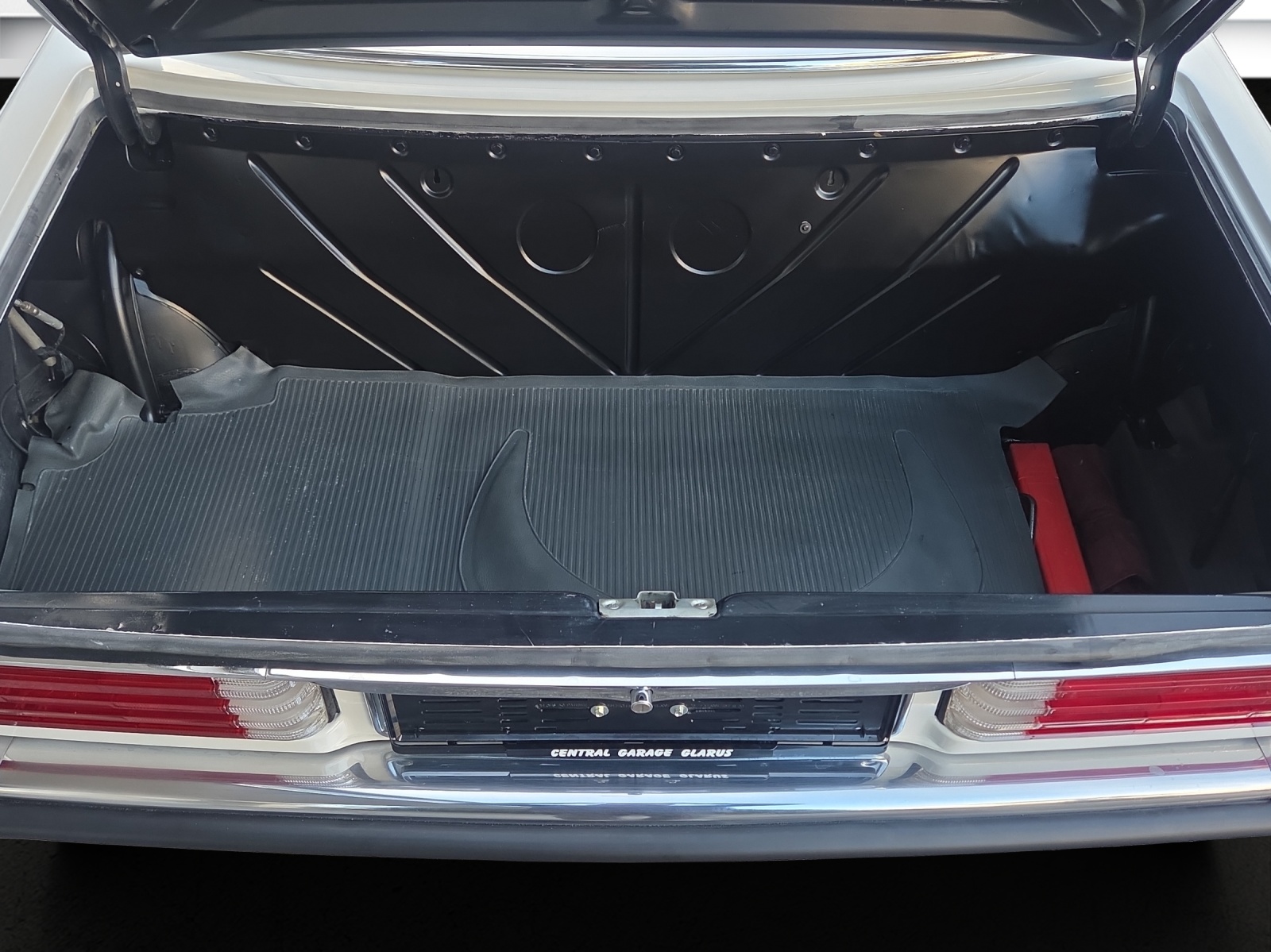 MERCEDES-BENZ SL 280 R 107-image-22