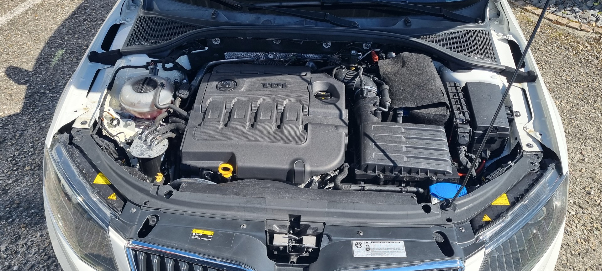 SKODA Octavia Combi 2.0 TDI RS 4x4 DSG-image-15