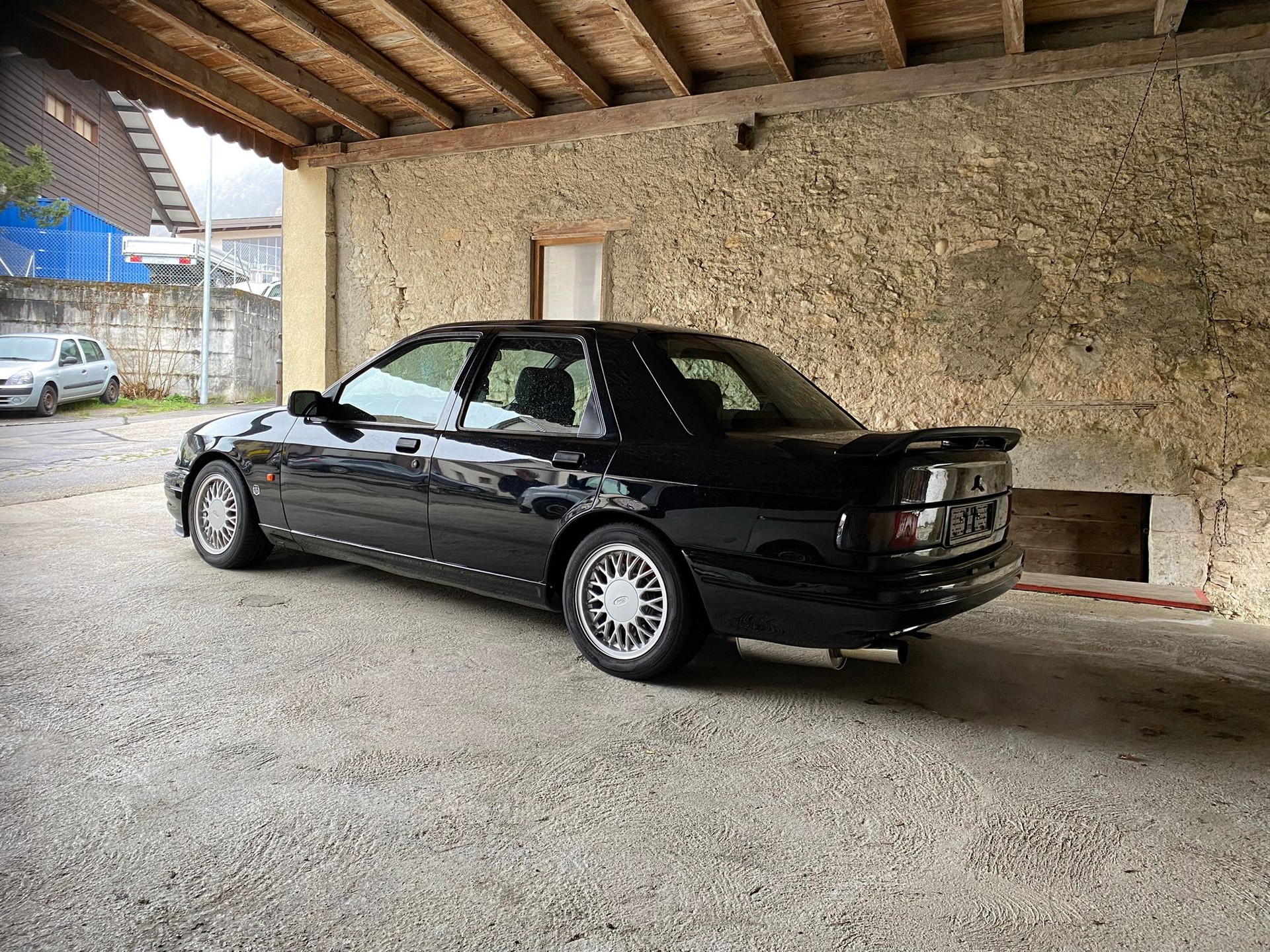 FORD Sierra 2.0i Cosworth 4x4-image-2