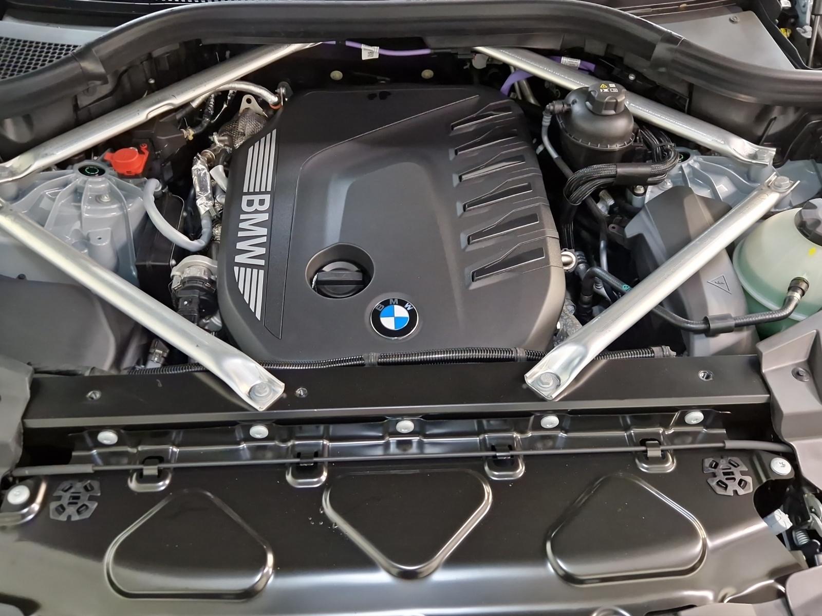 BMW X5 40d xDrive-image-22
