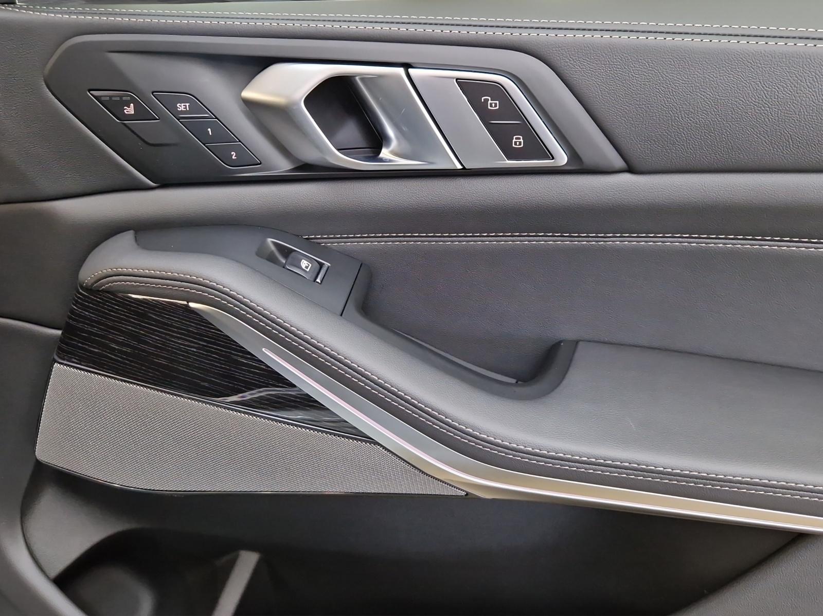 BMW X5 40d xDrive-image-15
